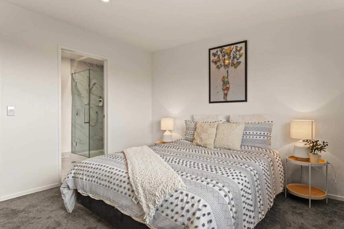 Spectacular Te Kanawa Views - 2BR Retreat view 2