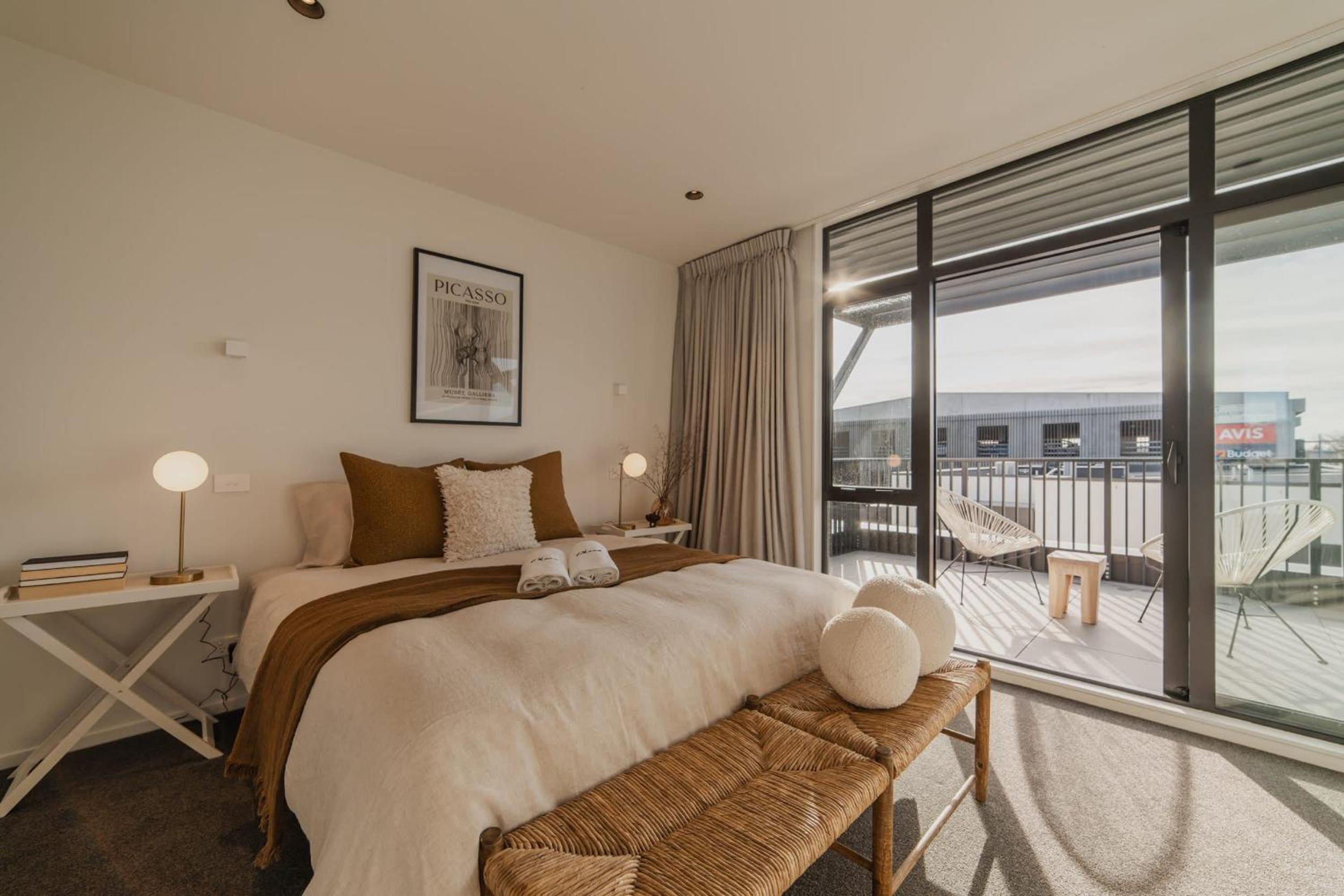 Chic and Contemporary Living at Cambridge Terrace view 2