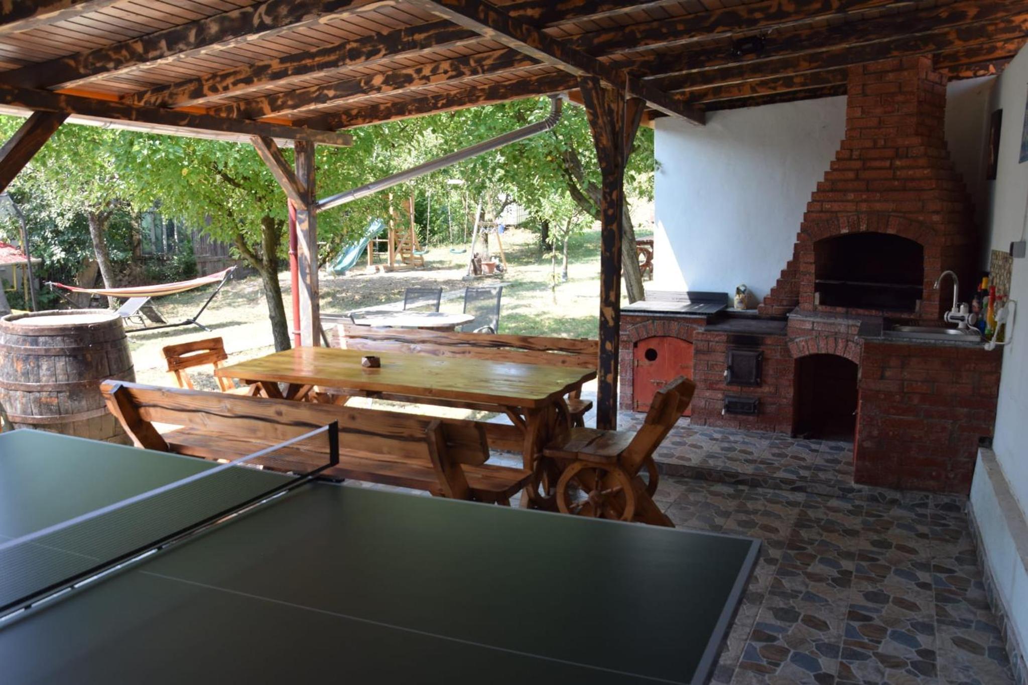 Casa Noastră view 3