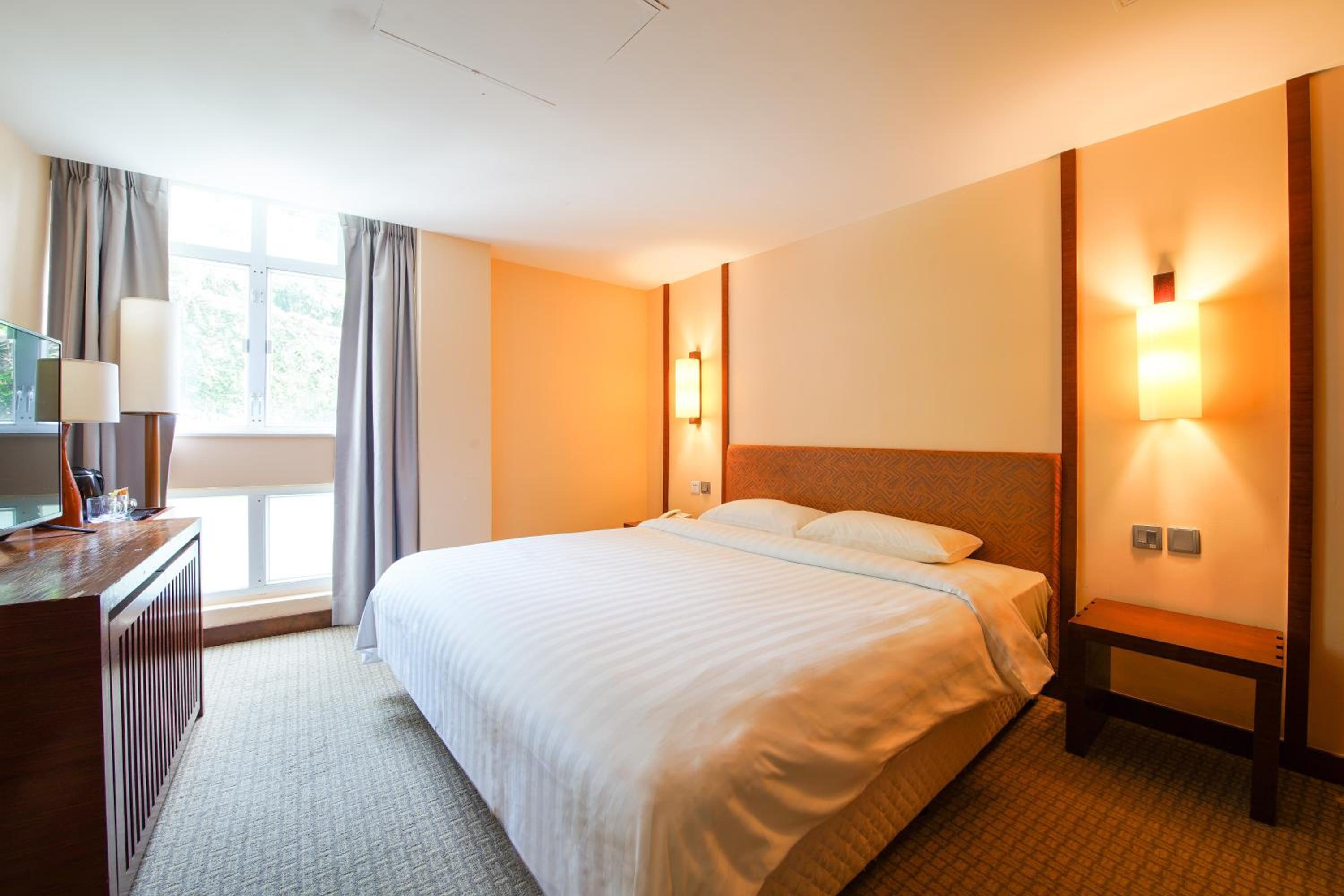 Warwick Hotel Cheung Chau