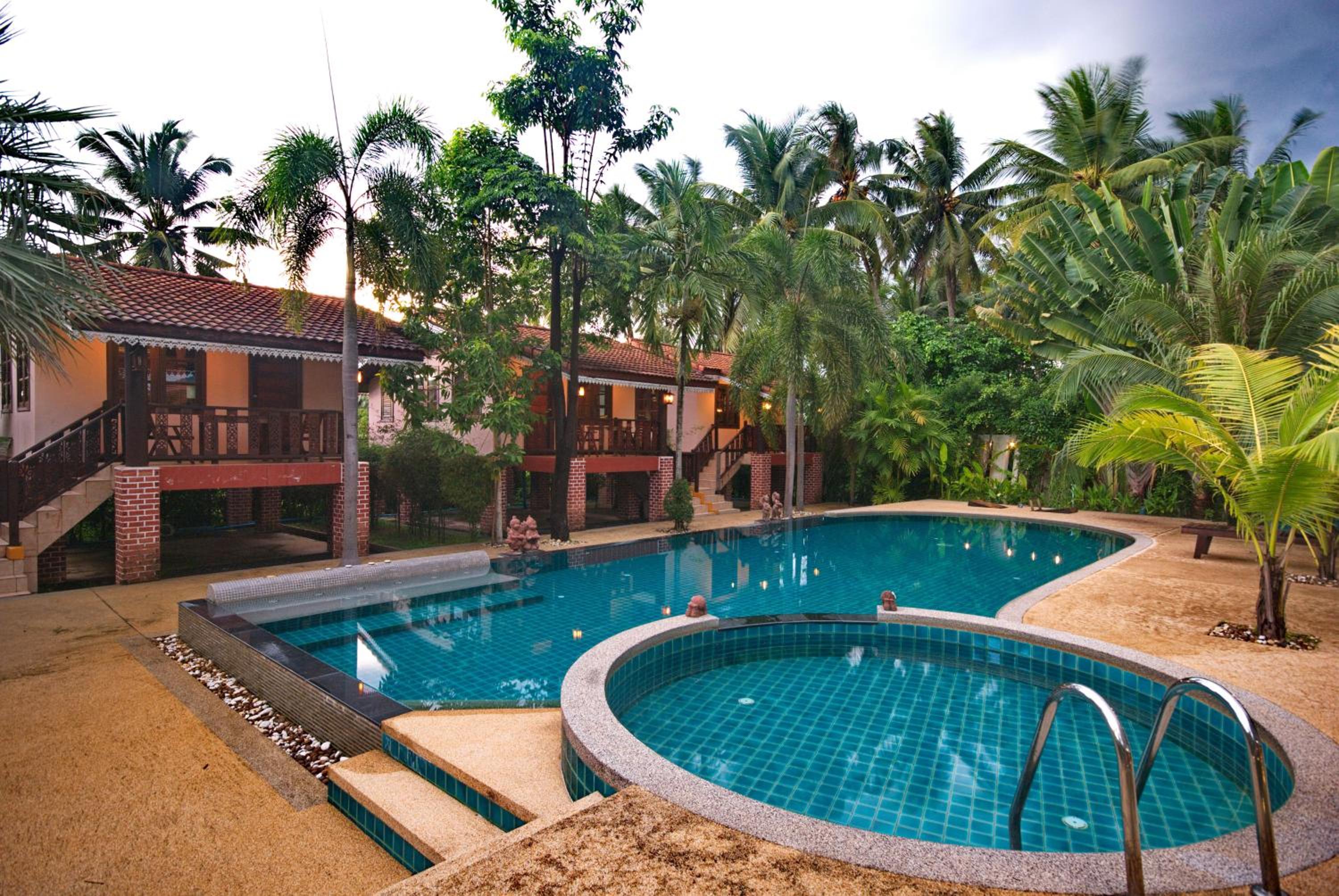 Sangsawan Palace Khaolak Resort