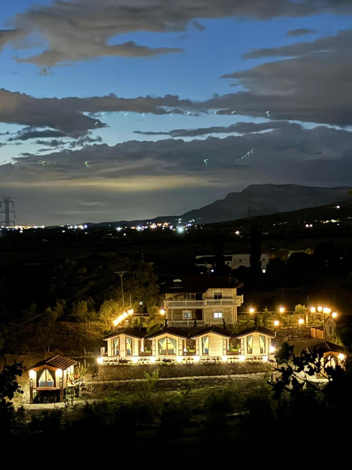 Guest House Si n'shpi tande - Mrizi i Zanave