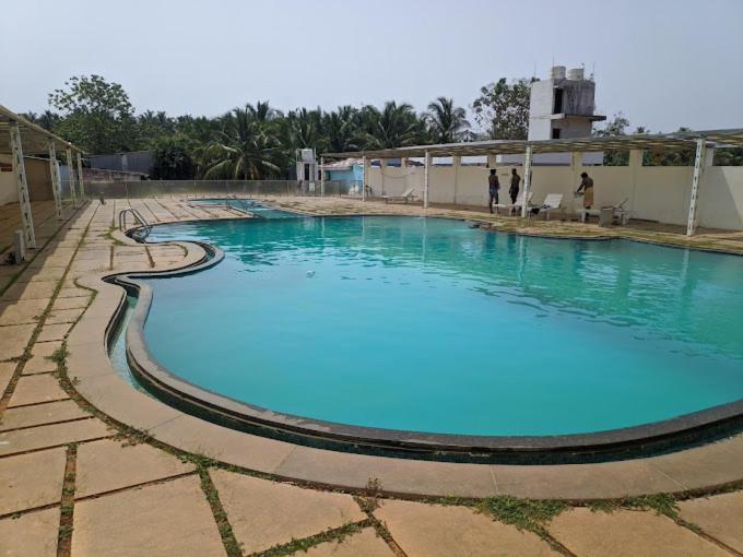 Thamarai Resort