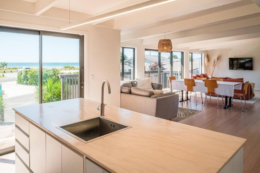 Pohara's Seaside Accommodation