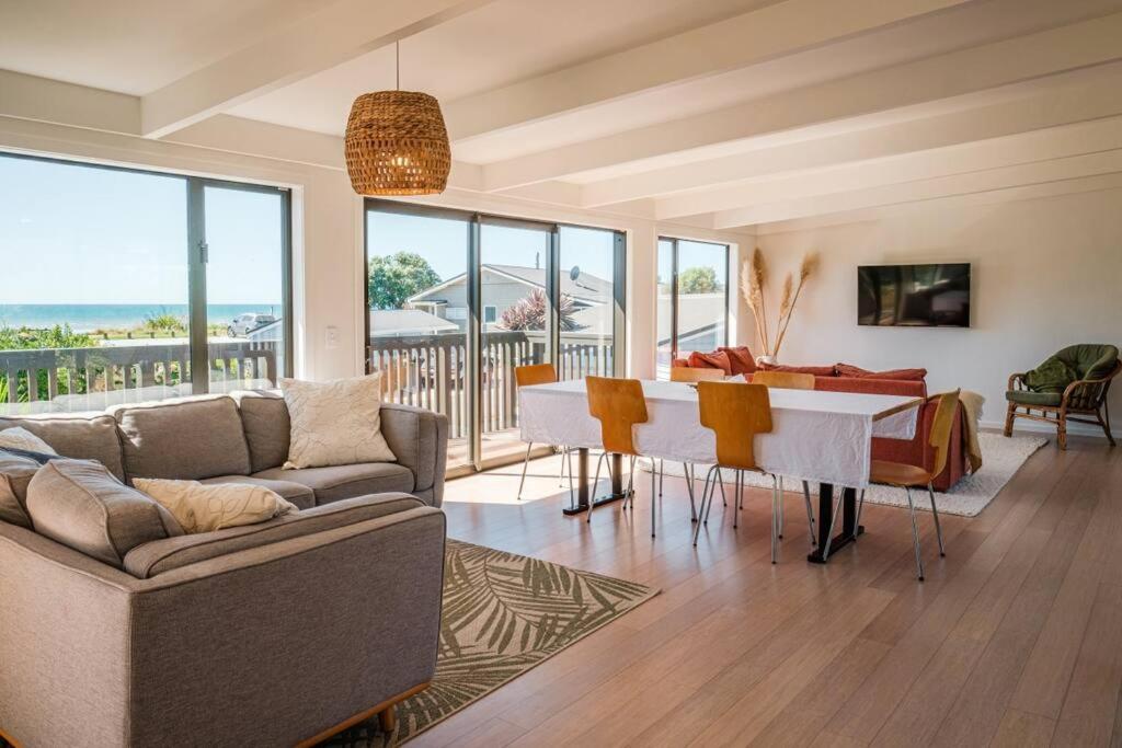 Pohara's Seaside Accommodation