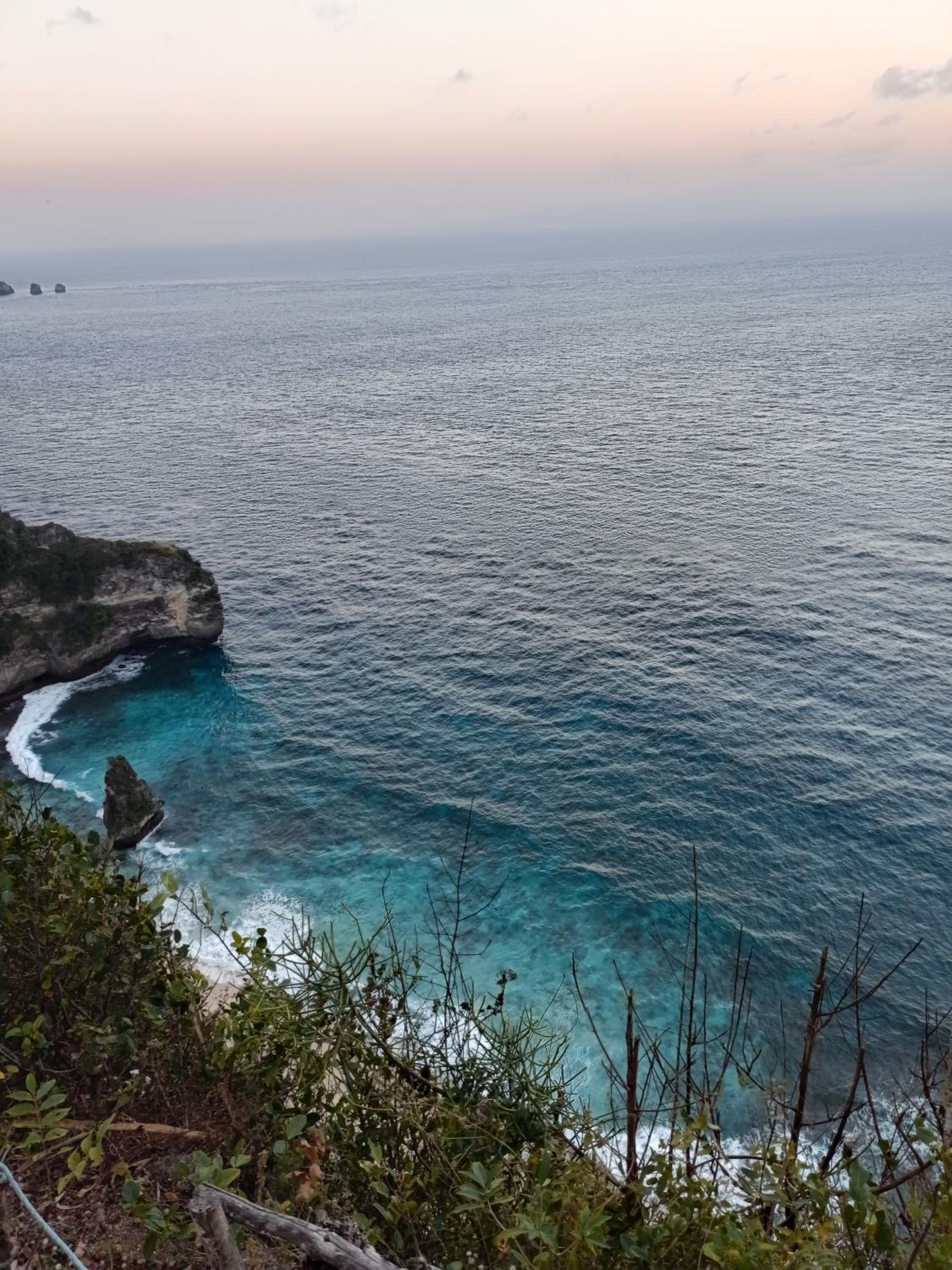 Warsa Villas Suwehan Beach Cliff View view 2