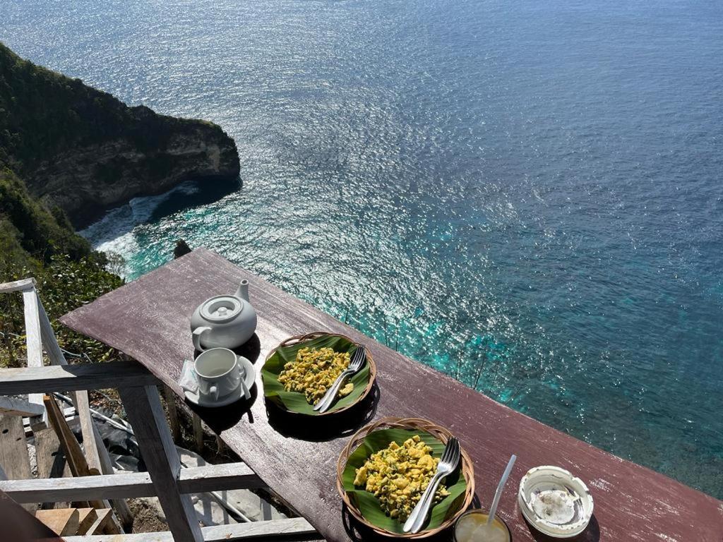 Warsa Villas Suwehan Beach Cliff View view 4