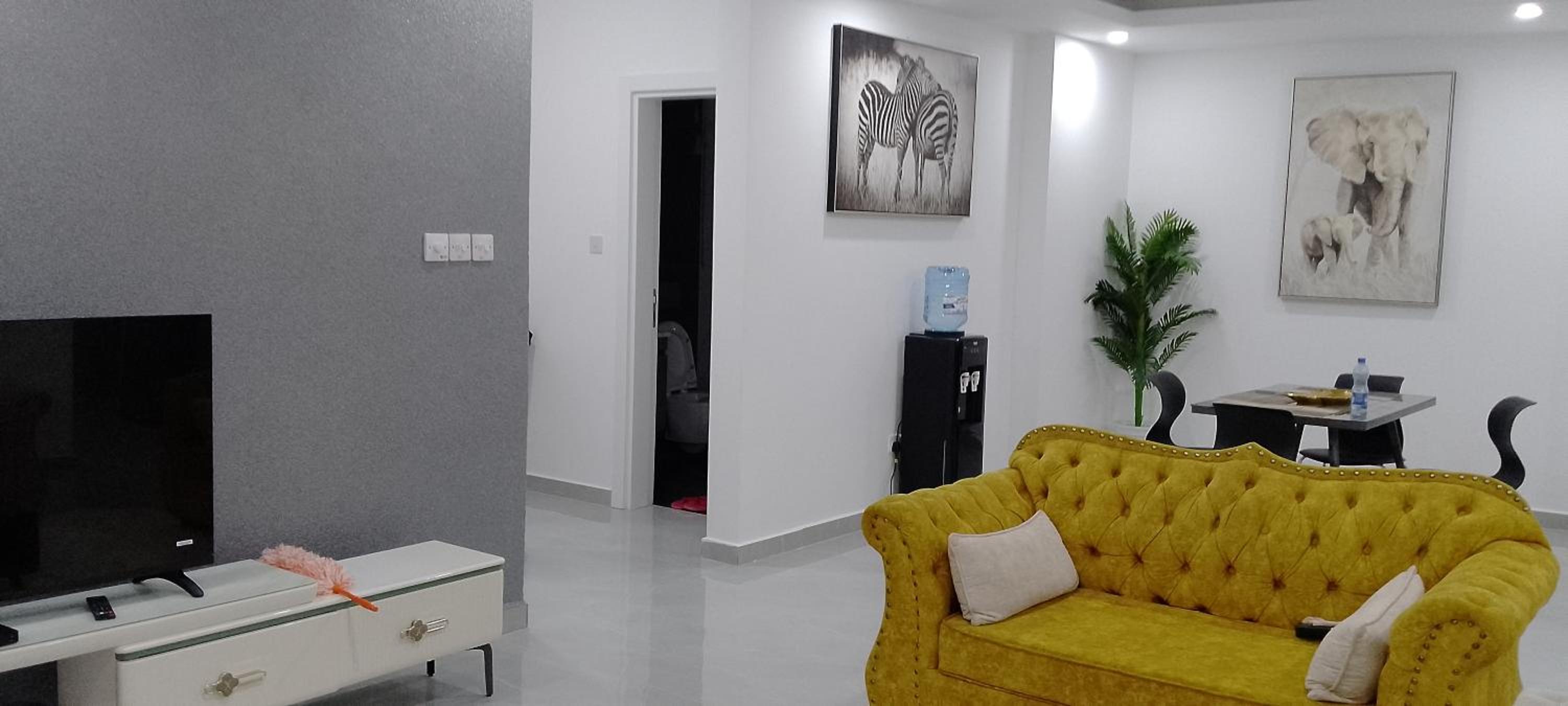 Charlito Magnificent Apartments 3 & 2 Bedroom Apartments view 5