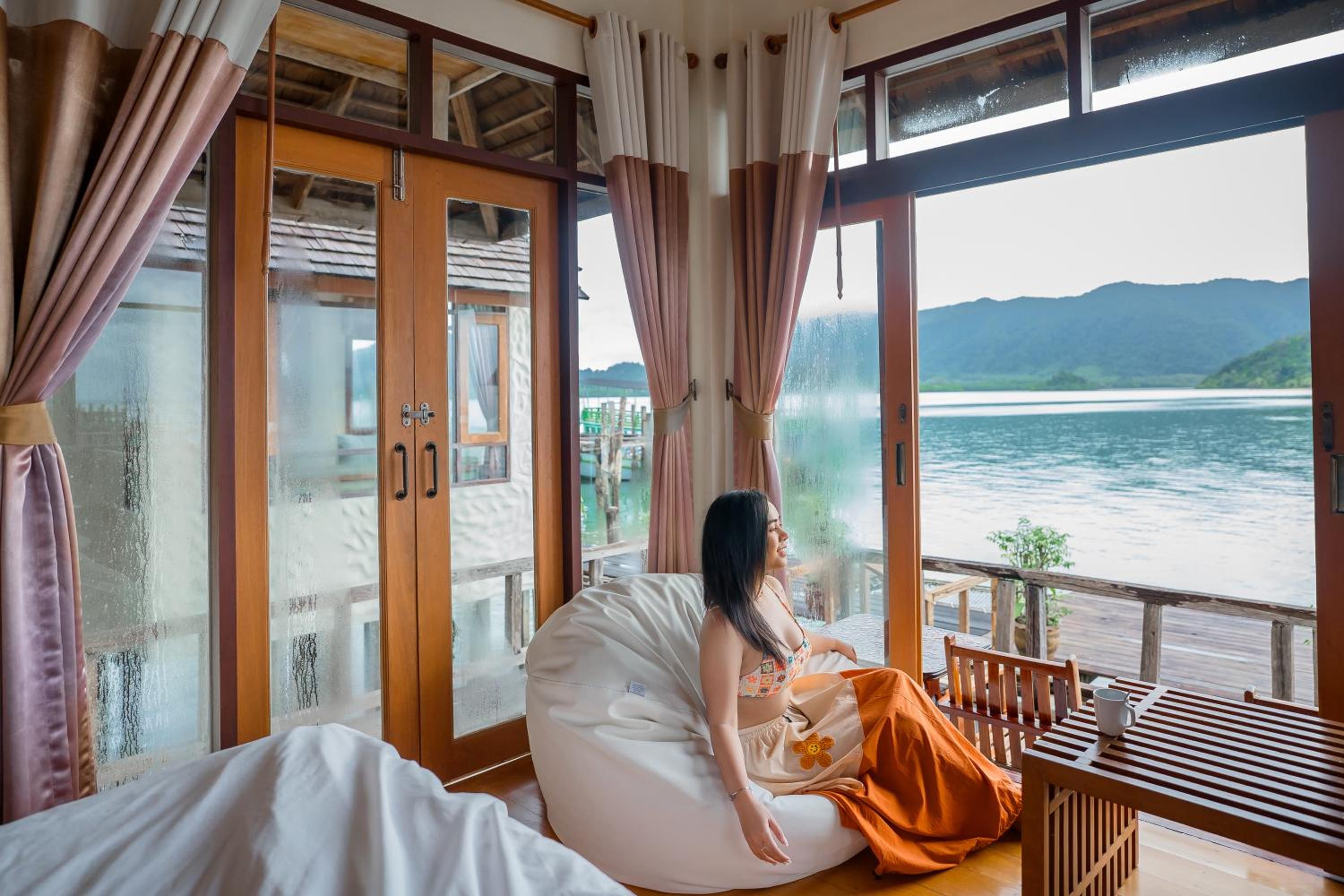 Salakphet Resort