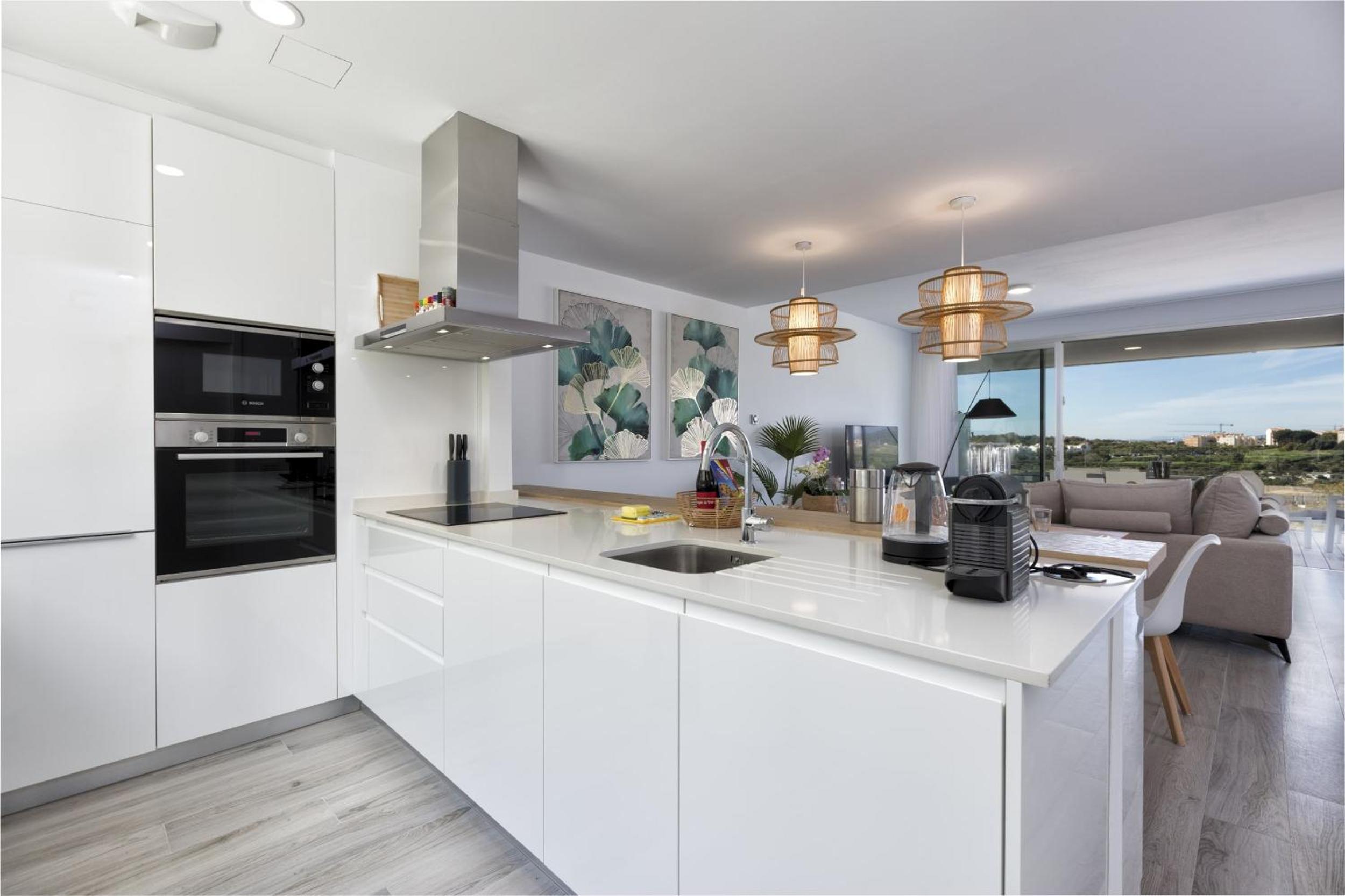 ViVi Homes - Sonrisa Pool, Terrace, Golf & Beach