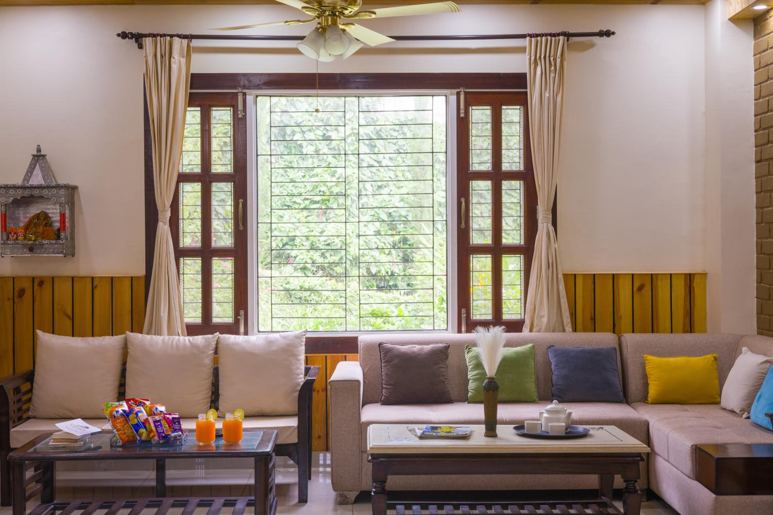 Alaya Stays 3 BHK Pet-friendly with Garden - Ahilya