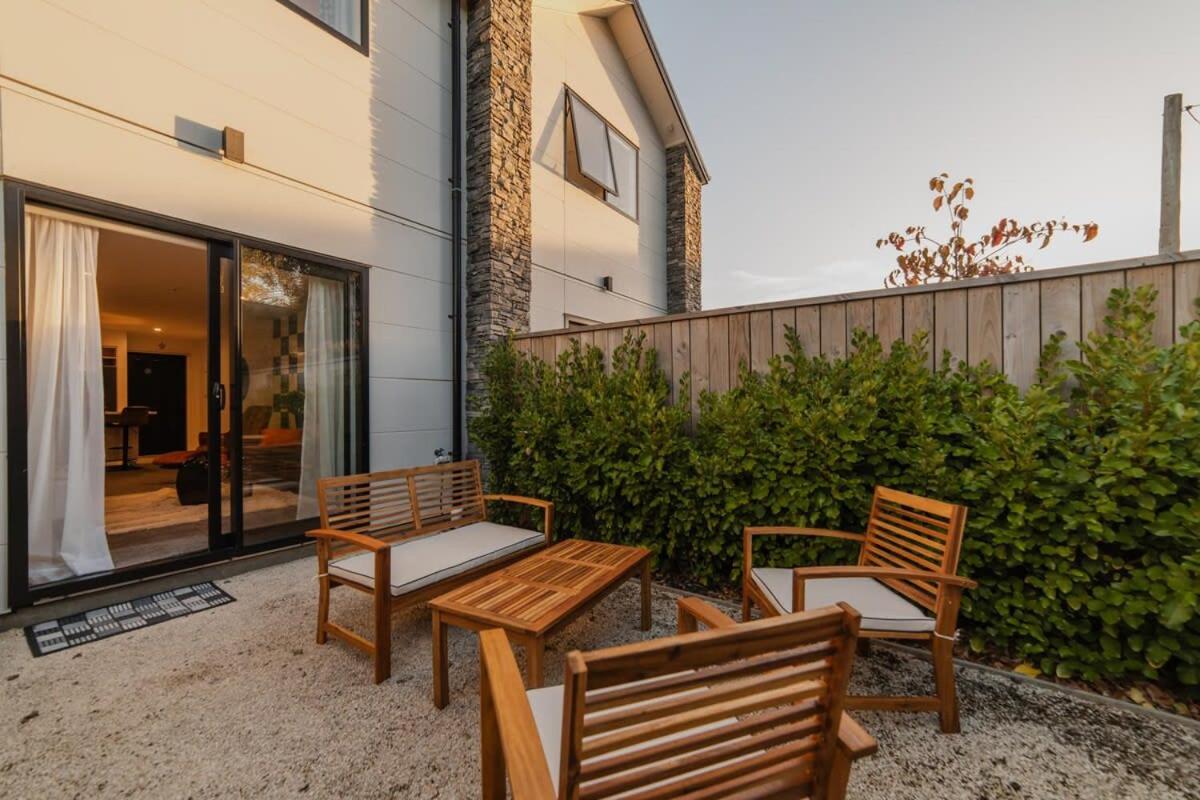 The Riccarton Niche - Sleek 2-Bedroom Urban Pad view 2