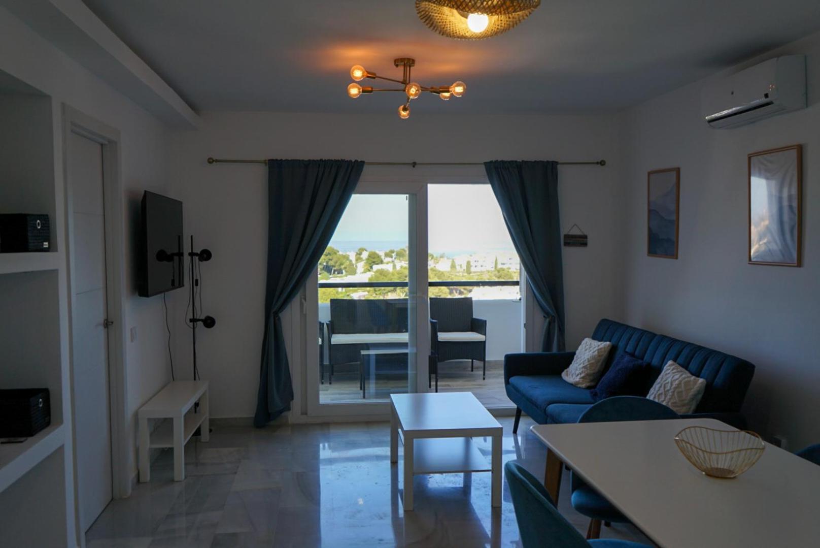 Casa Urano - Cozy 2 BR with sea views