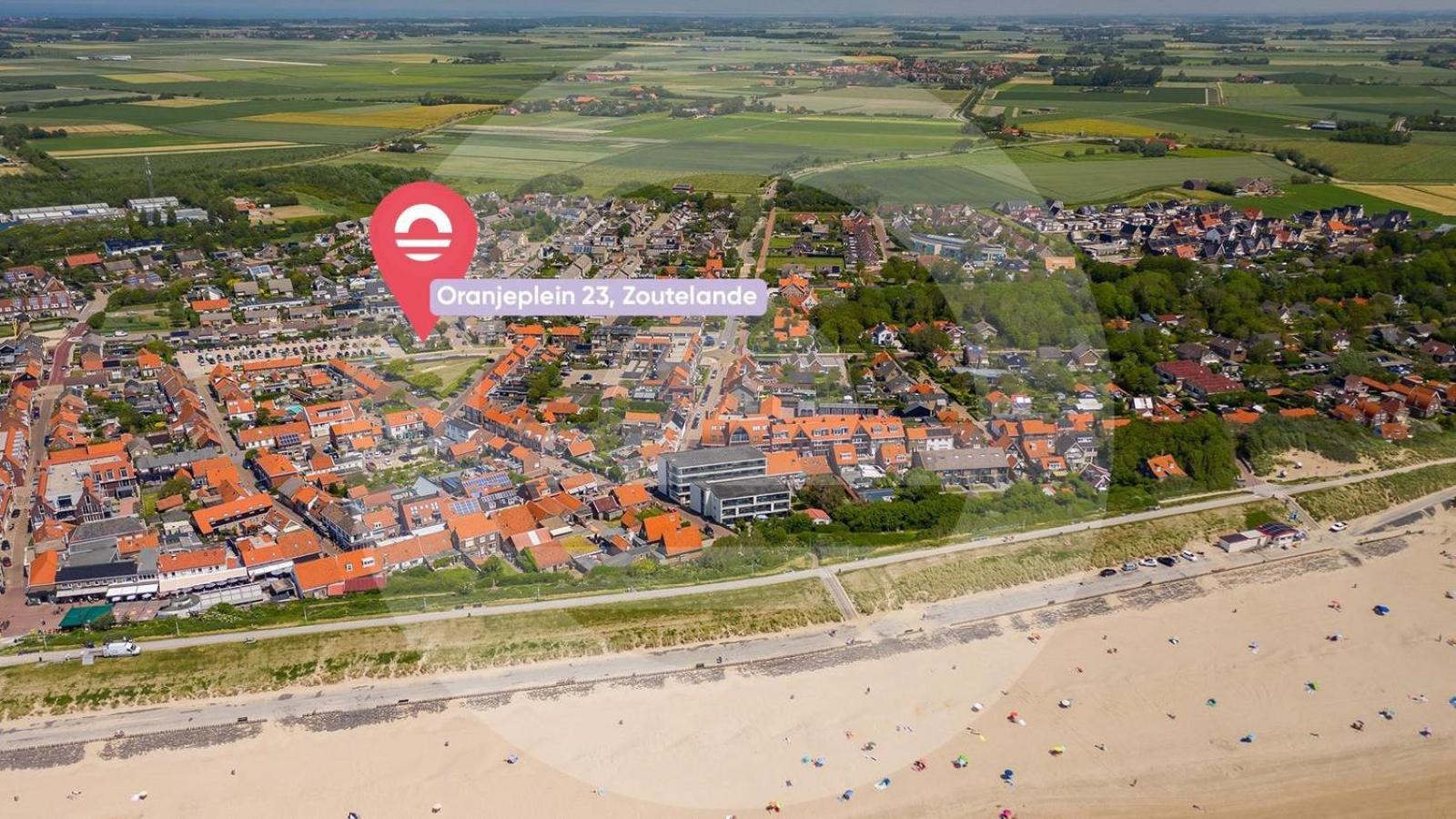 Welcome in - Vakantiewoning in het centrum met tuin en airco I Oranjeplein 23, Zoutelande view 2