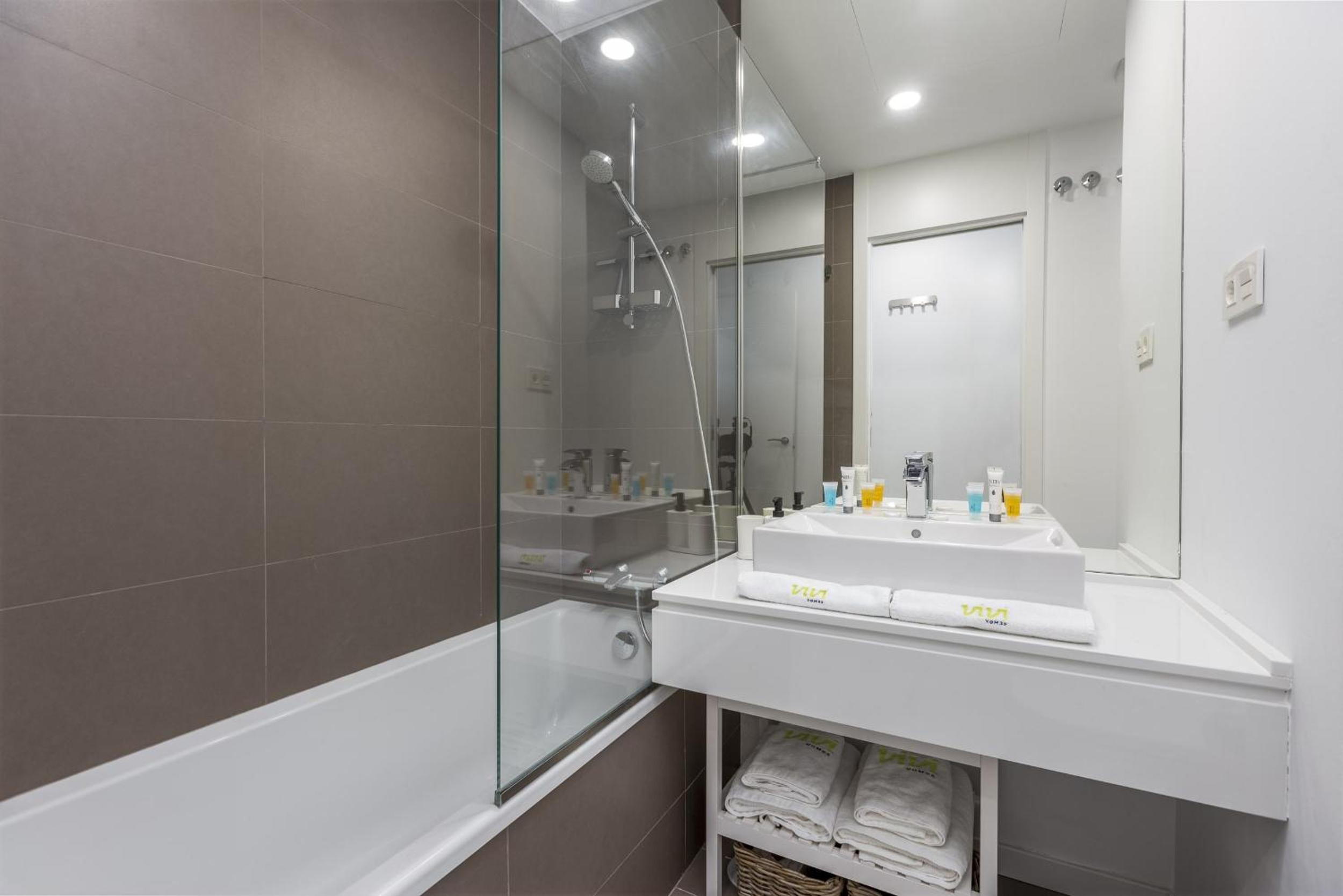 ViVi Homes - Han Pool, Golf & Terrace