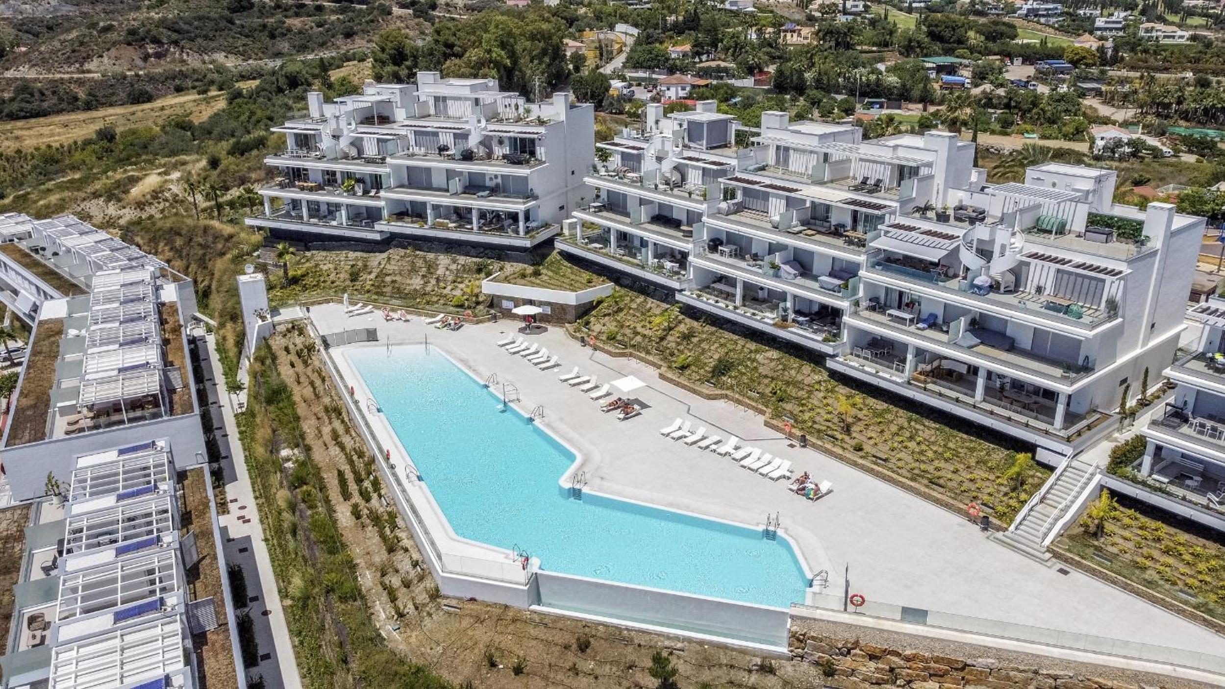 ViVi Homes - Han Pool, Golf & Terrace