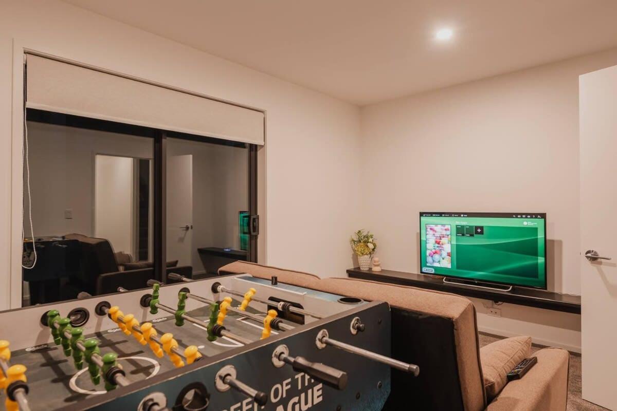 Your Stylish Retreat in the Heart of the City view 2
