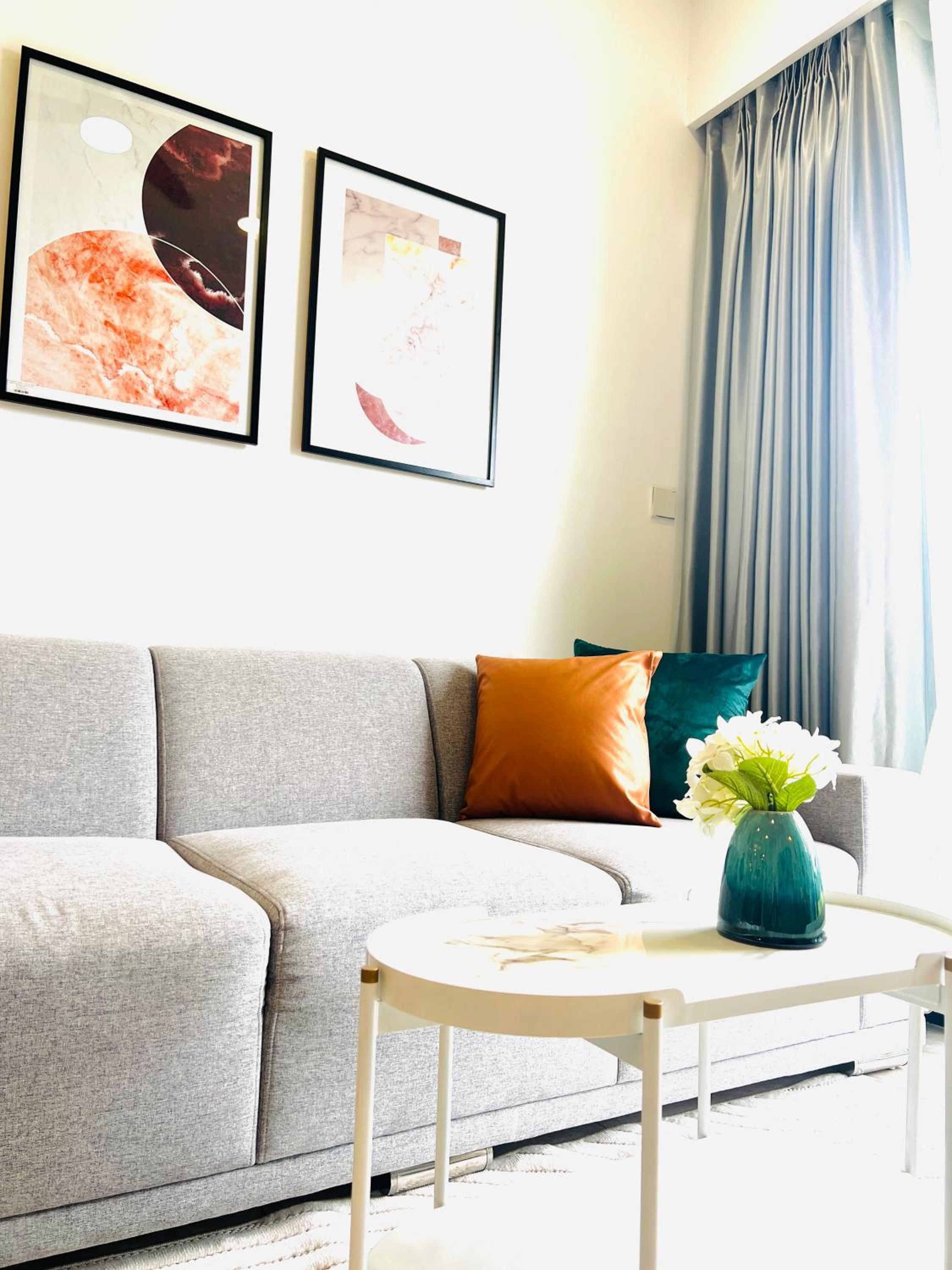 New luxury Saigon River Condo