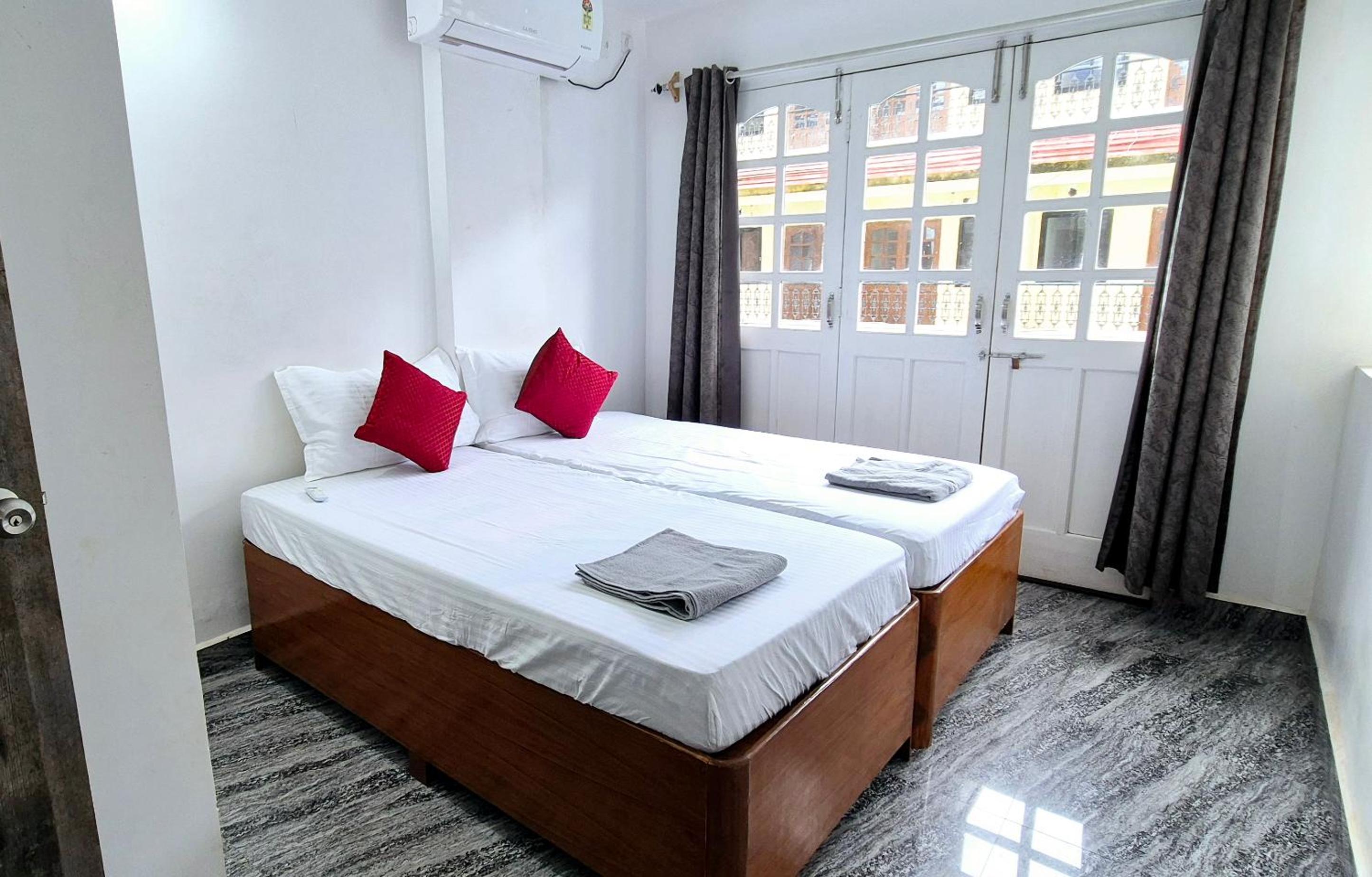 Saldhana palms 1 candolim view 4