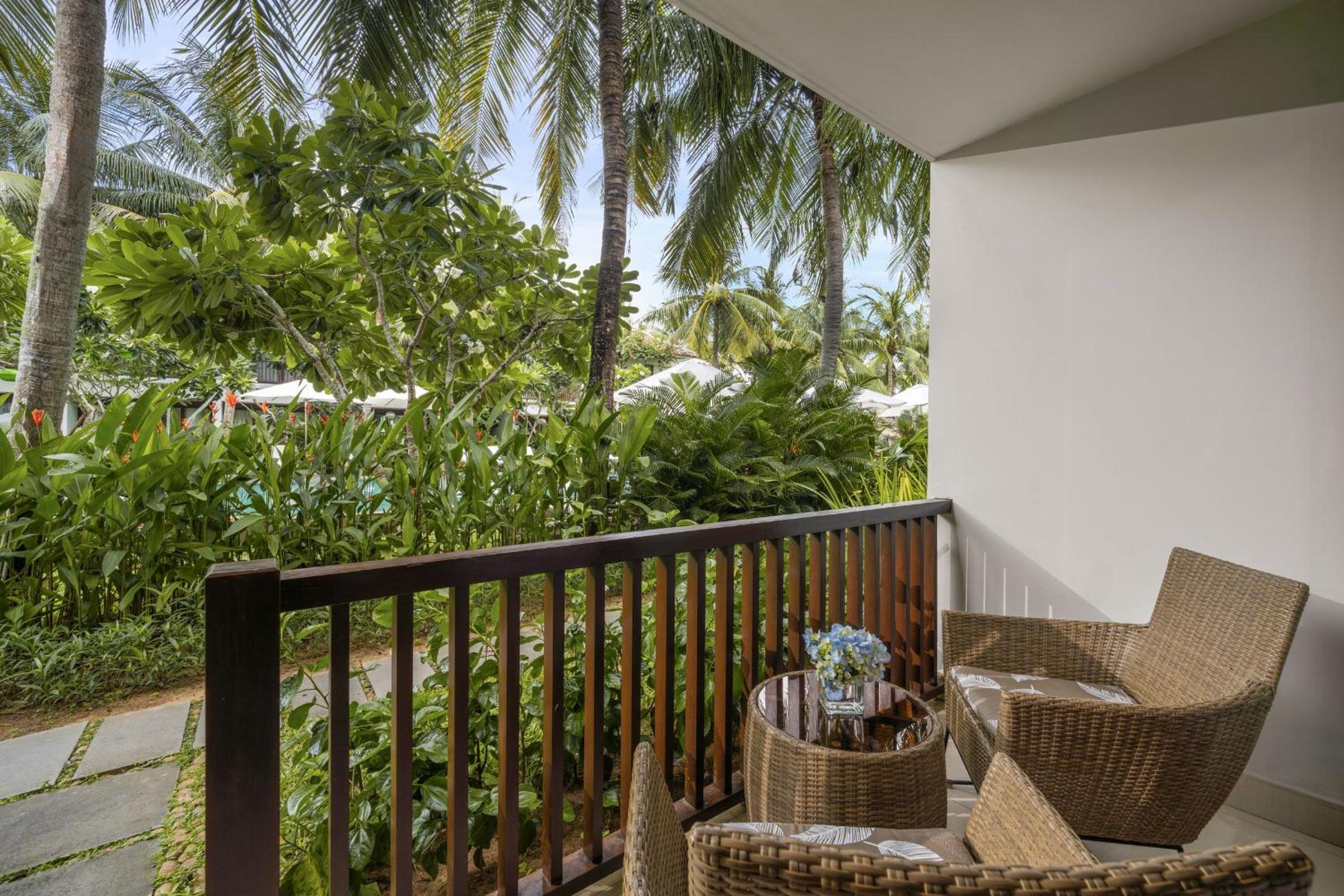 Emerald Hoi An Riverside Resort
