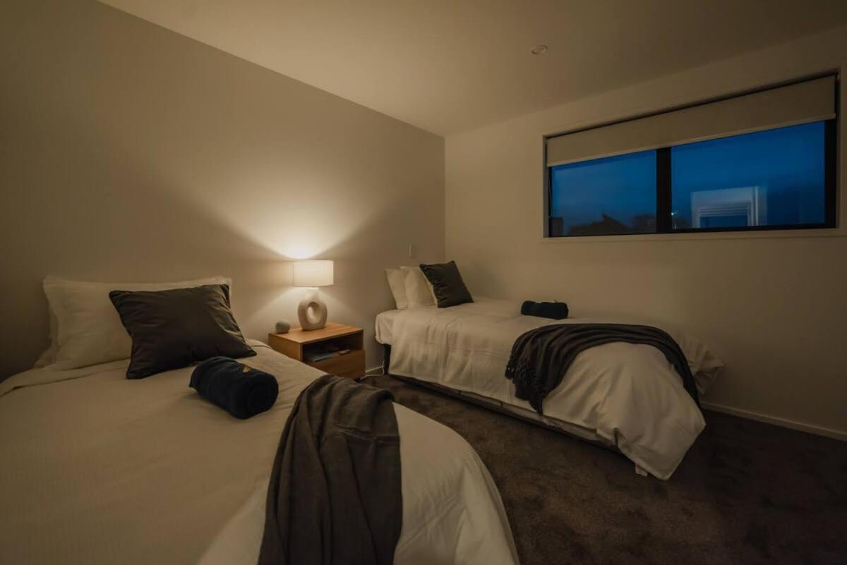 Stones Throw From the Stadium & Hot Tub view 3