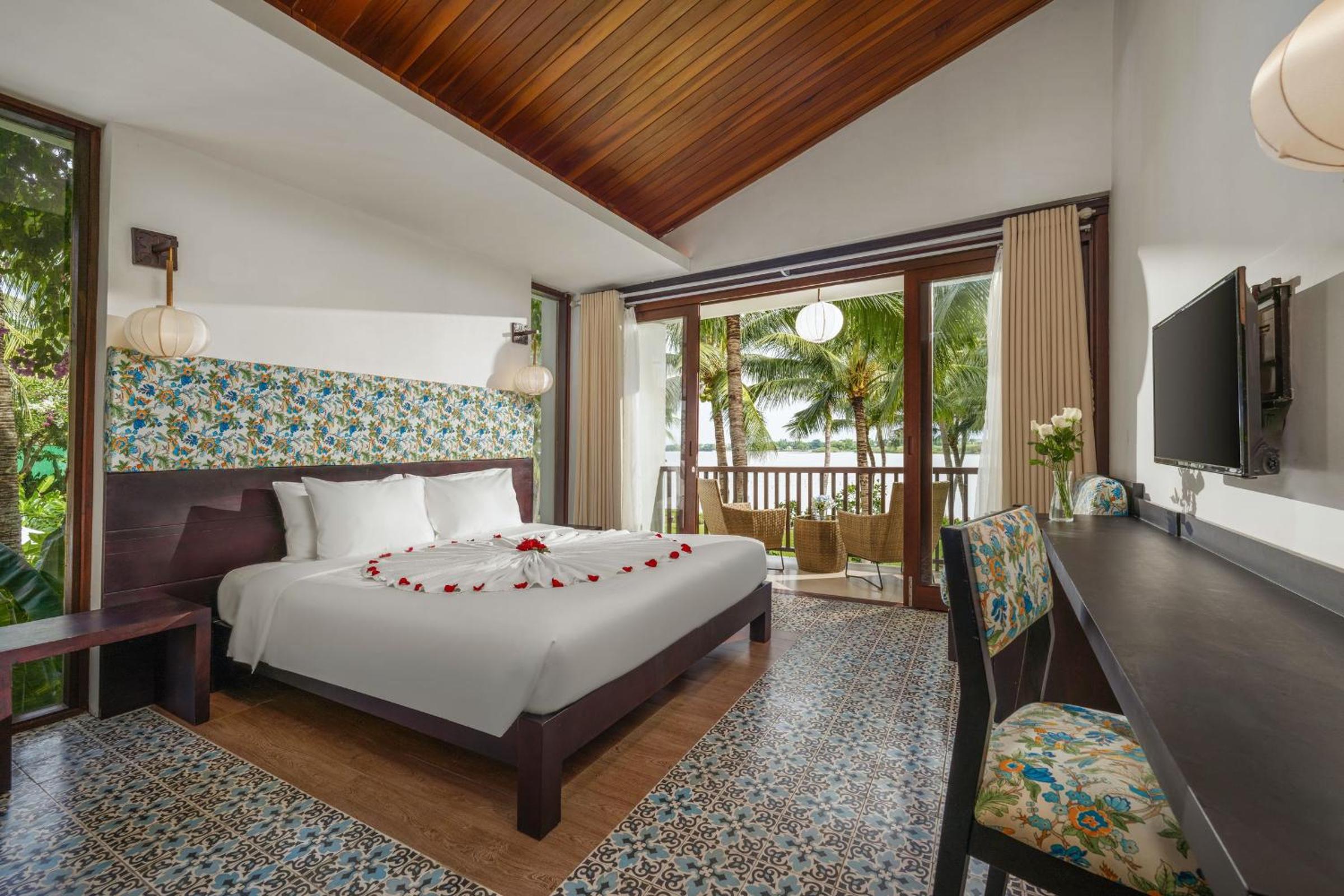 Emerald Hoi An Riverside Resort