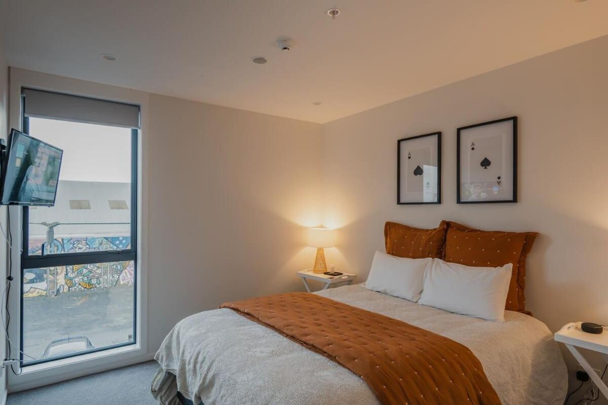 Designer's Pad In Central City view 4