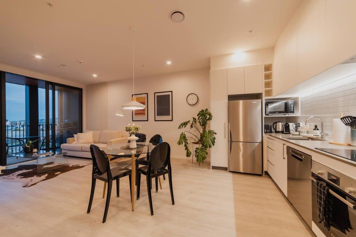 Vibrant Central City Apartment