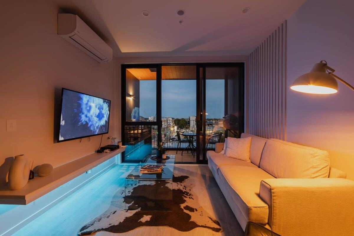 Vibrant Central City Apartment