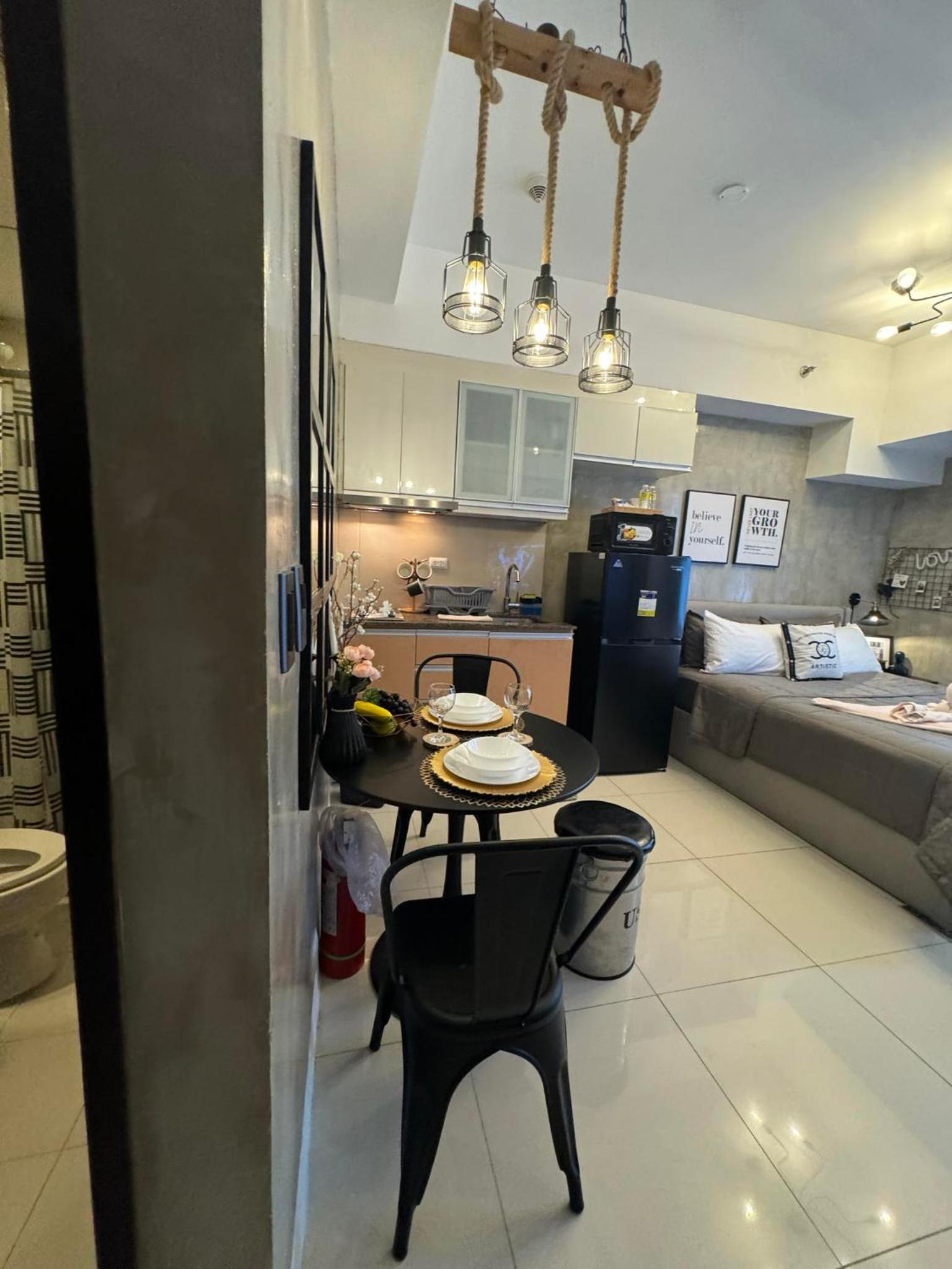 Luxurious Viceroy Residence Walk to Venice Grand Canal view 5