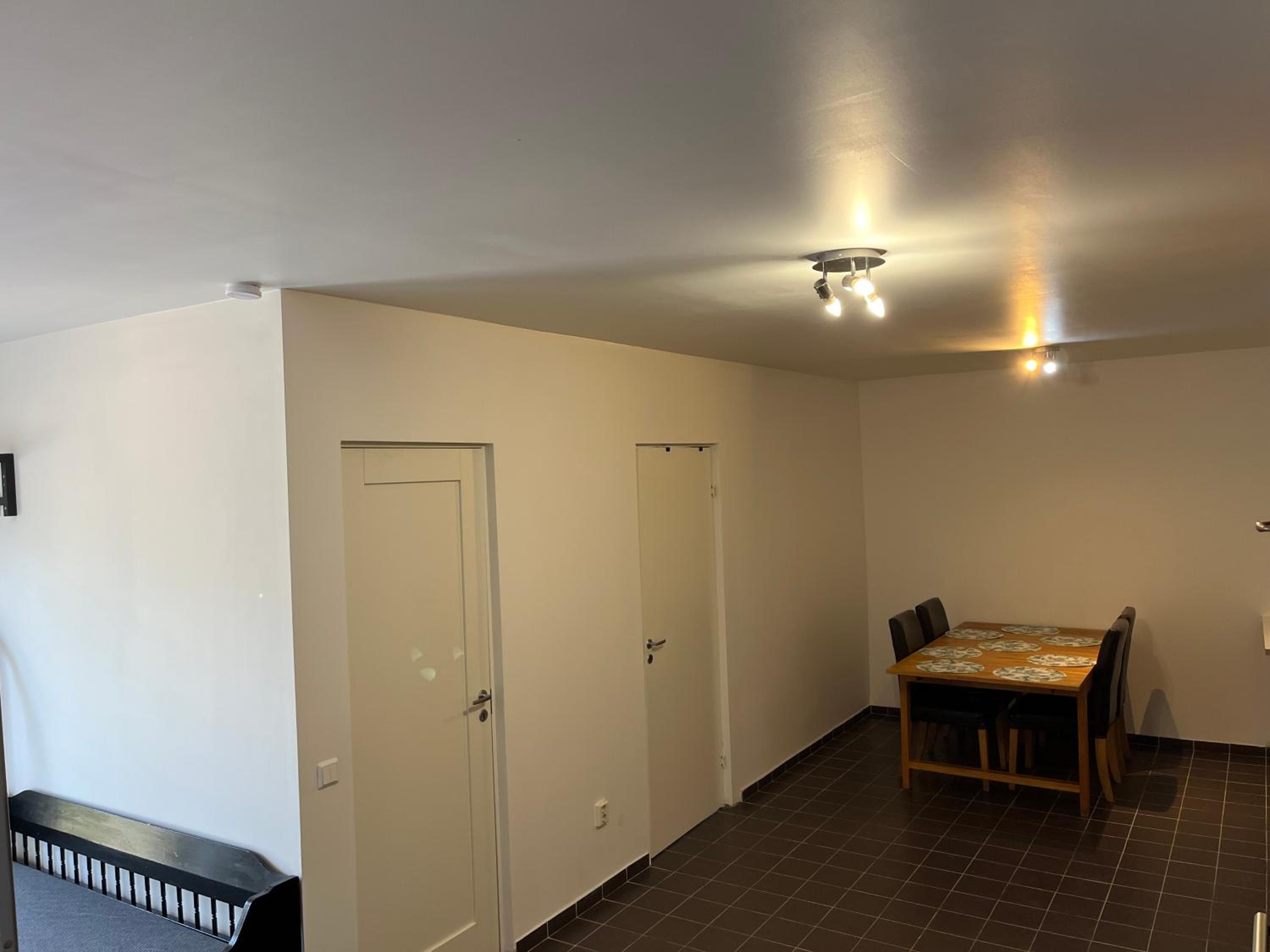 stora lägenheten