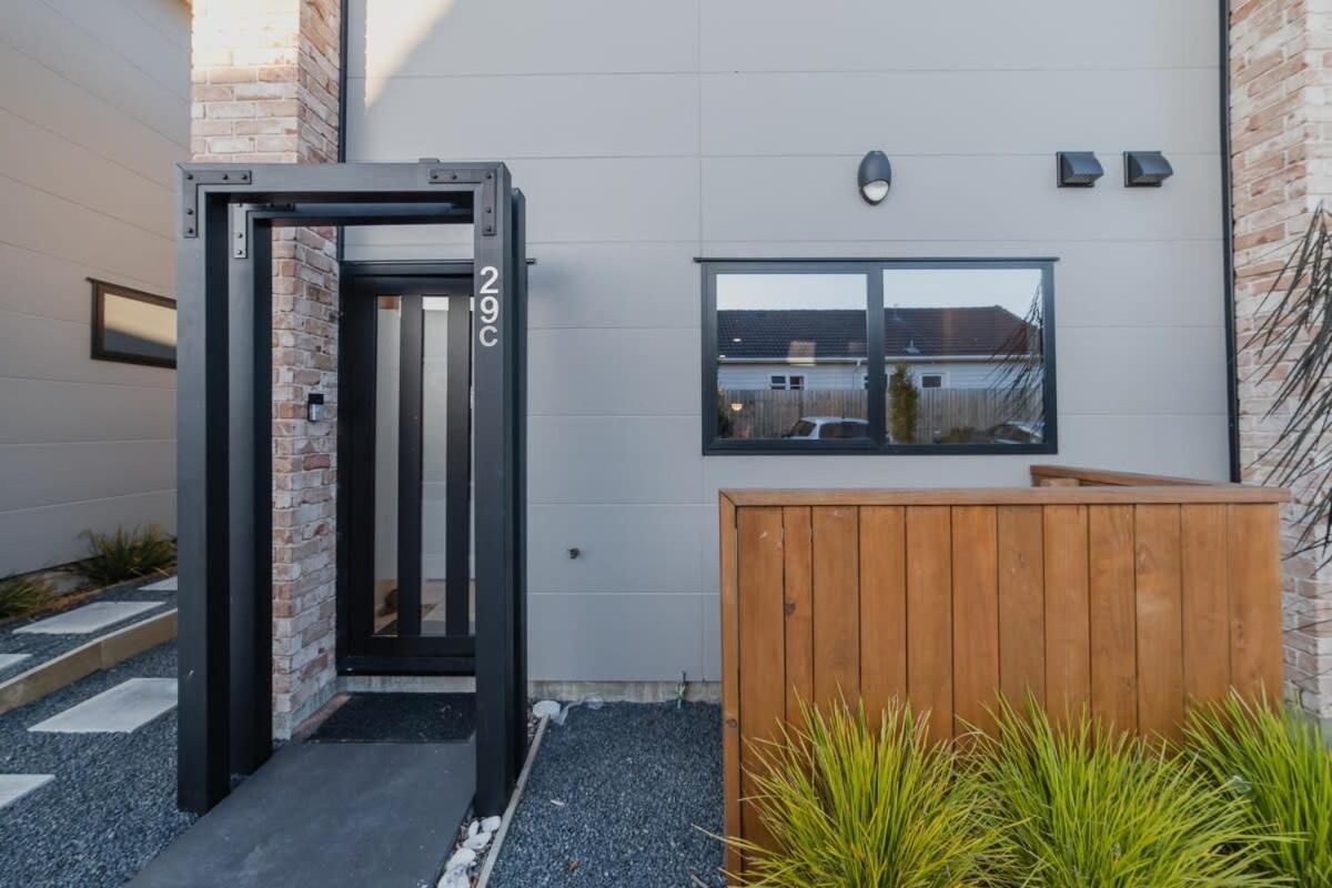 Enchanting Getaway in Merivale