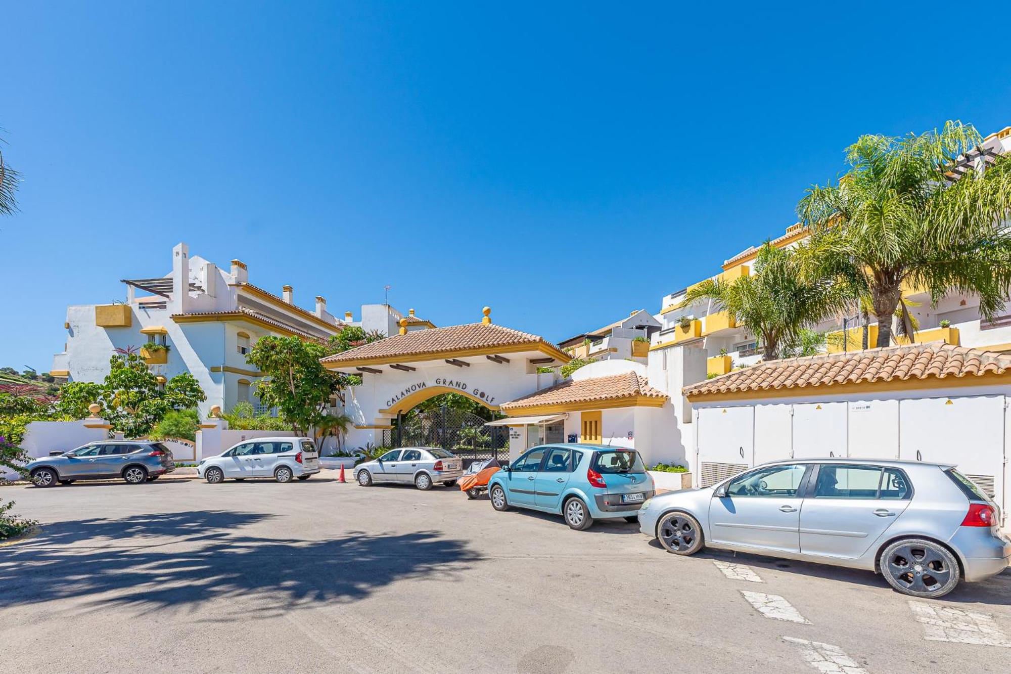 Calanova Grand Golf stunning apartment