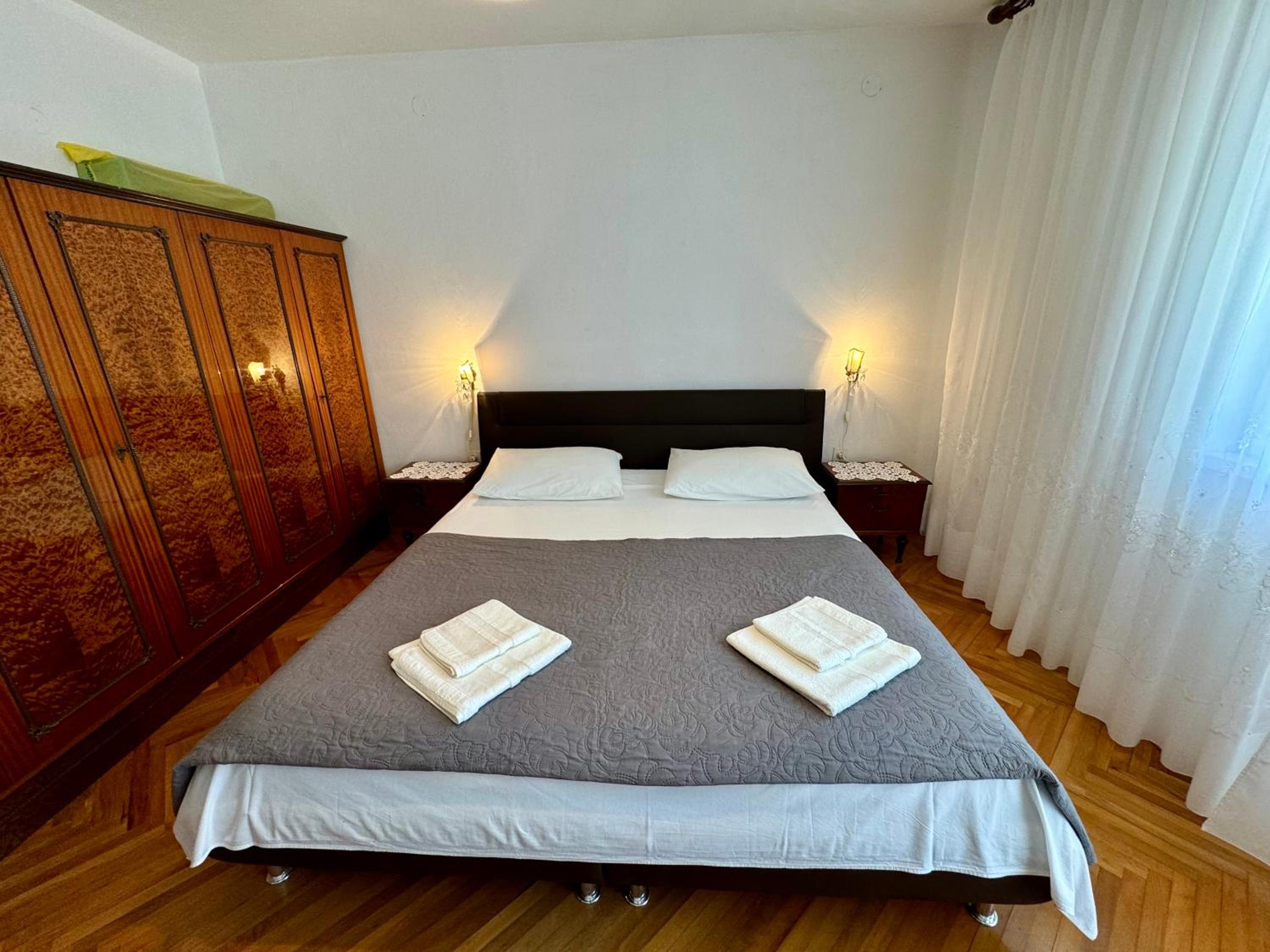 Photo 52
