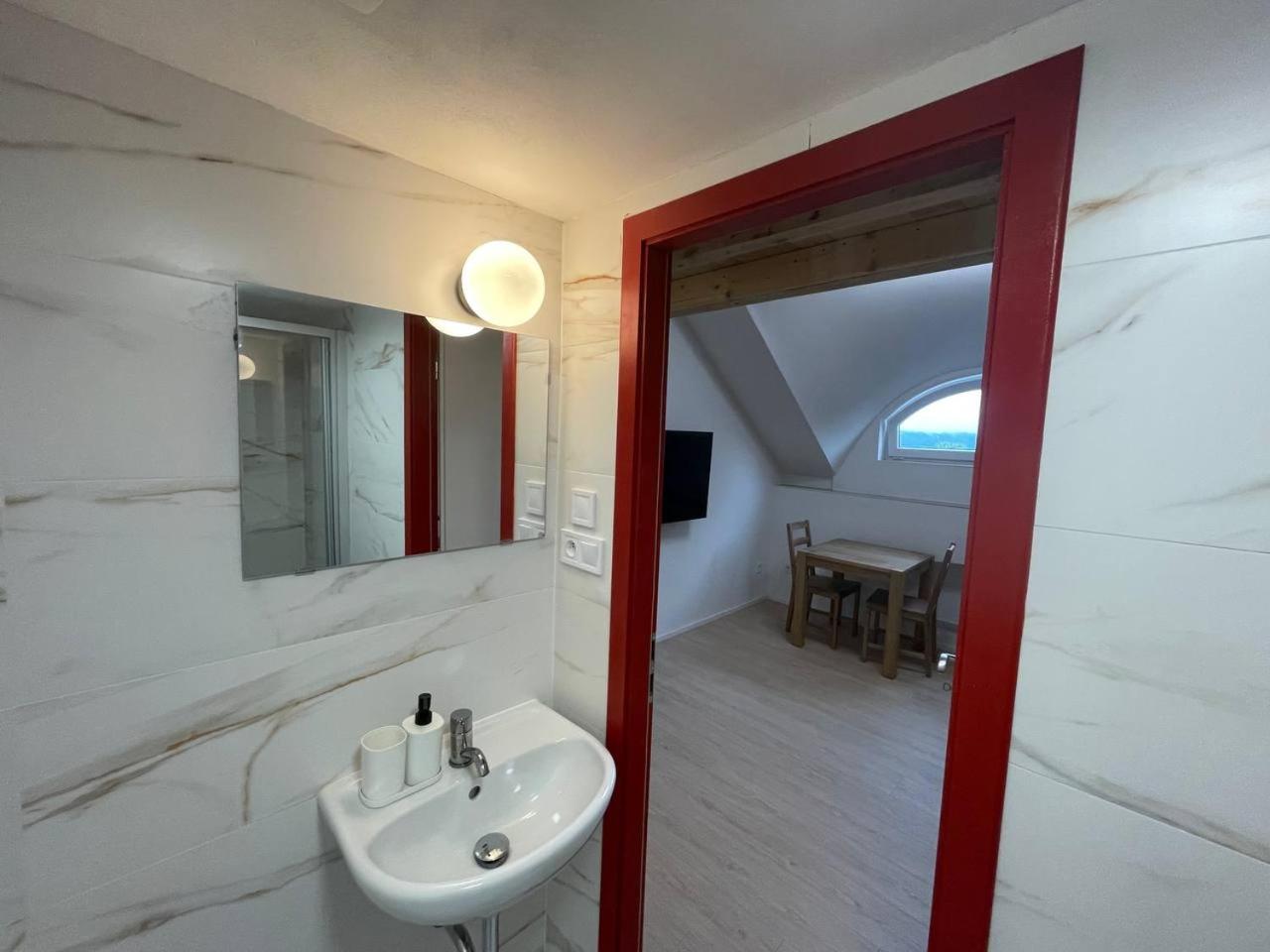 Hotel Vinařice Česky kras