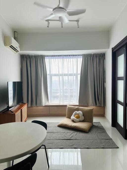 Danga Bay Cozy Studio