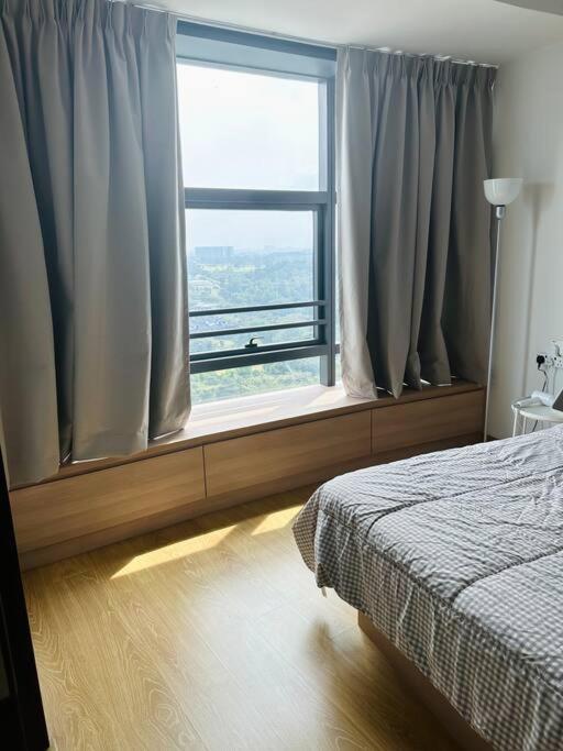 Danga Bay Cozy Studio