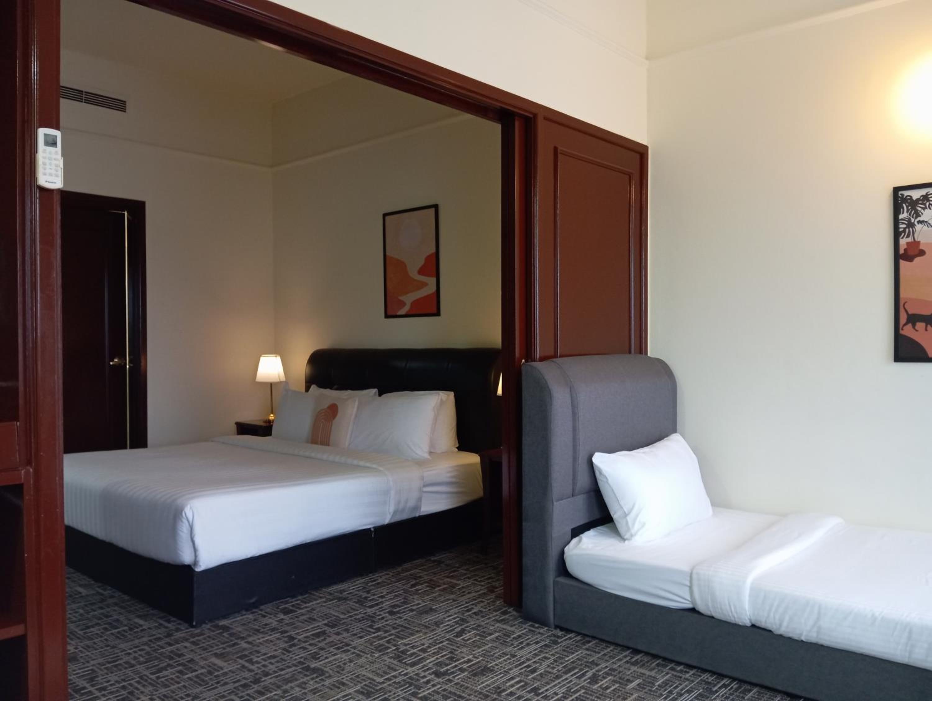 East Service Suites at Times Square KL