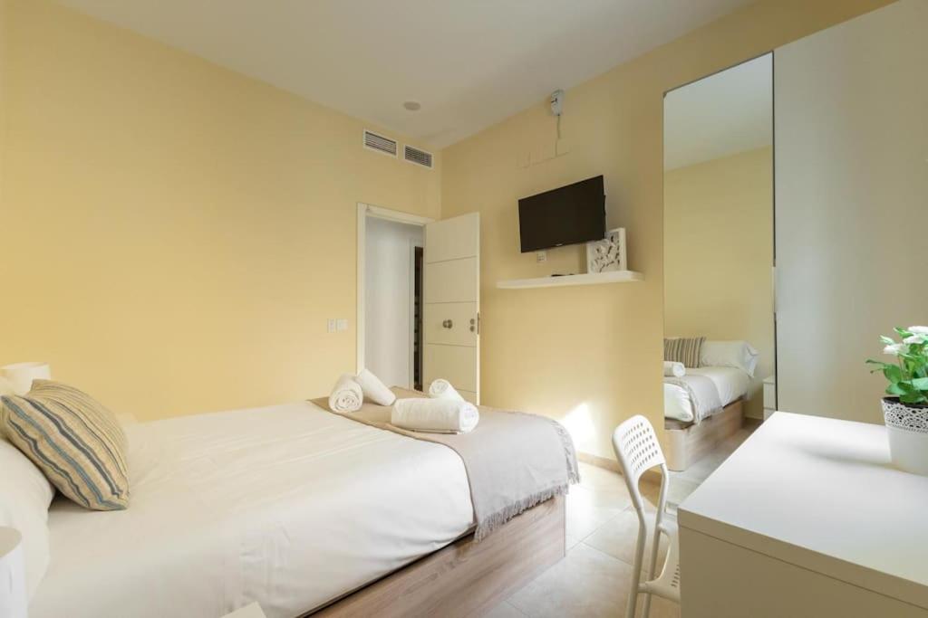Plaza Nueva Central Suite by Valcambre