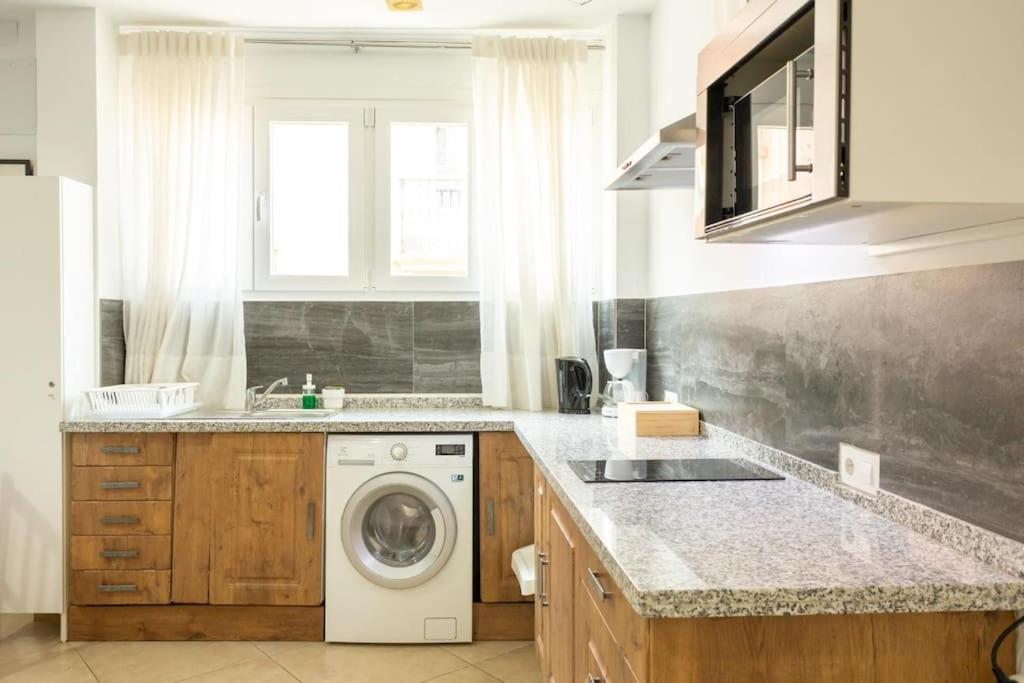 Plaza Nueva Central Suite by Valcambre