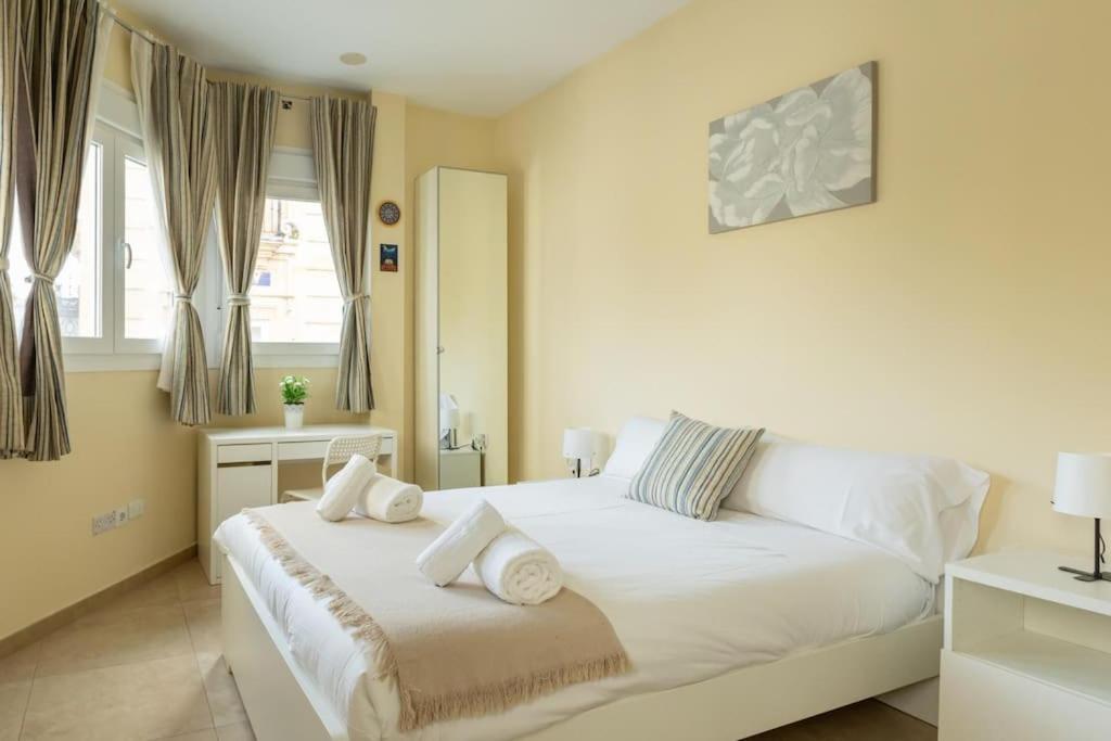 Plaza Nueva Central Suite by Valcambre