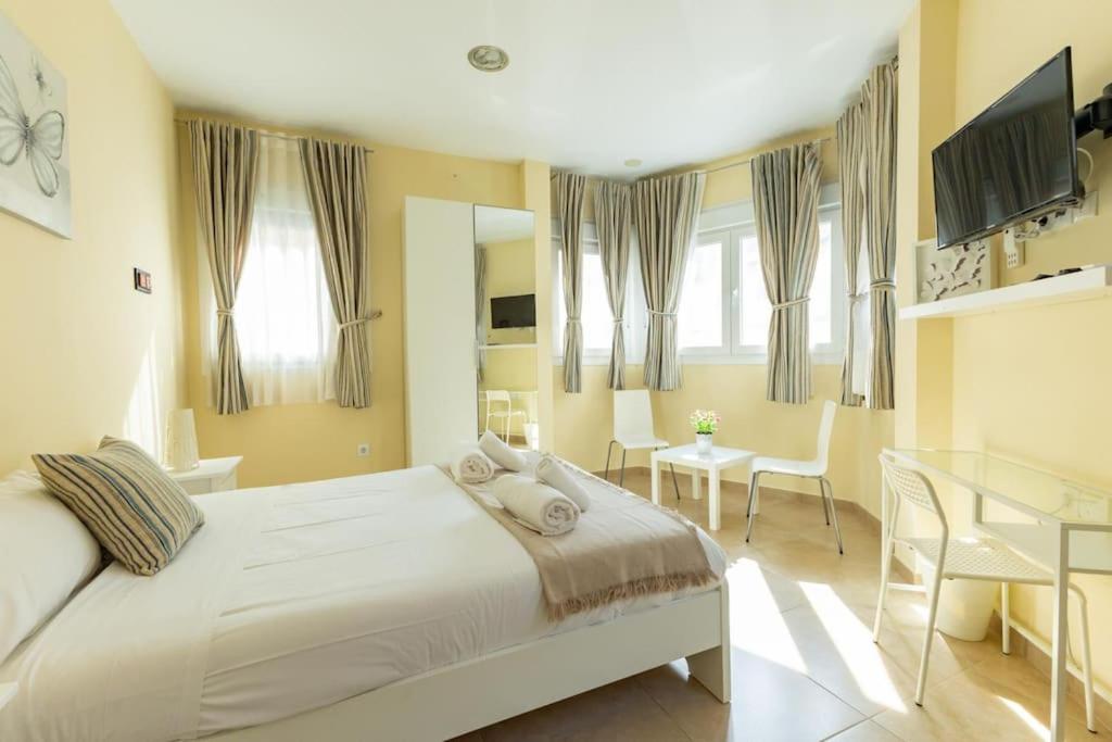 Plaza Nueva Central Suite by Valcambre