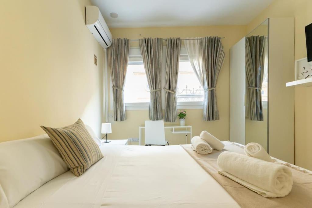 Plaza Nueva Central Suite by Valcambre