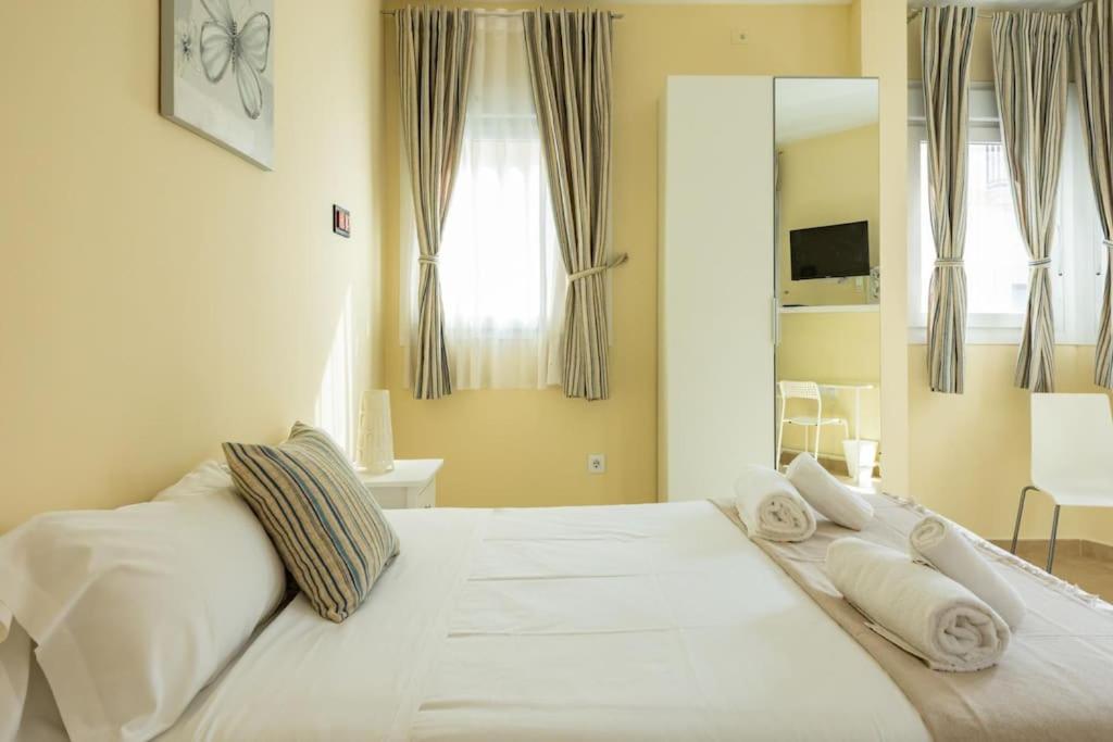 Plaza Nueva Central Suite by Valcambre