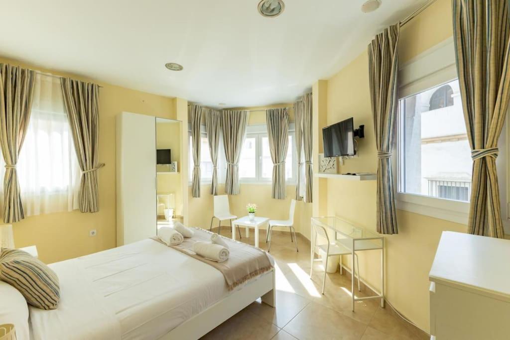 Plaza Nueva Central Suite by Valcambre