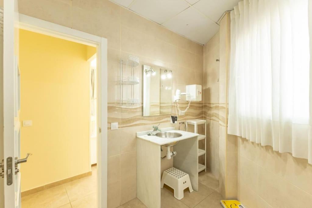 Plaza Nueva Central Suite by Valcambre