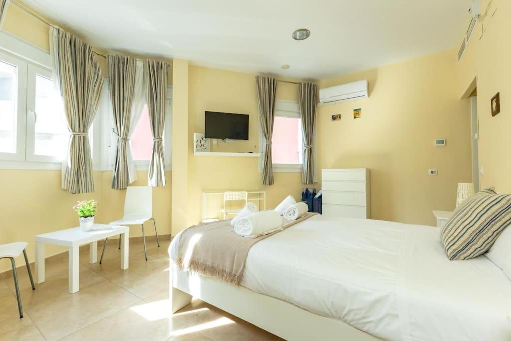 Plaza Nueva Central Suite by Valcambre