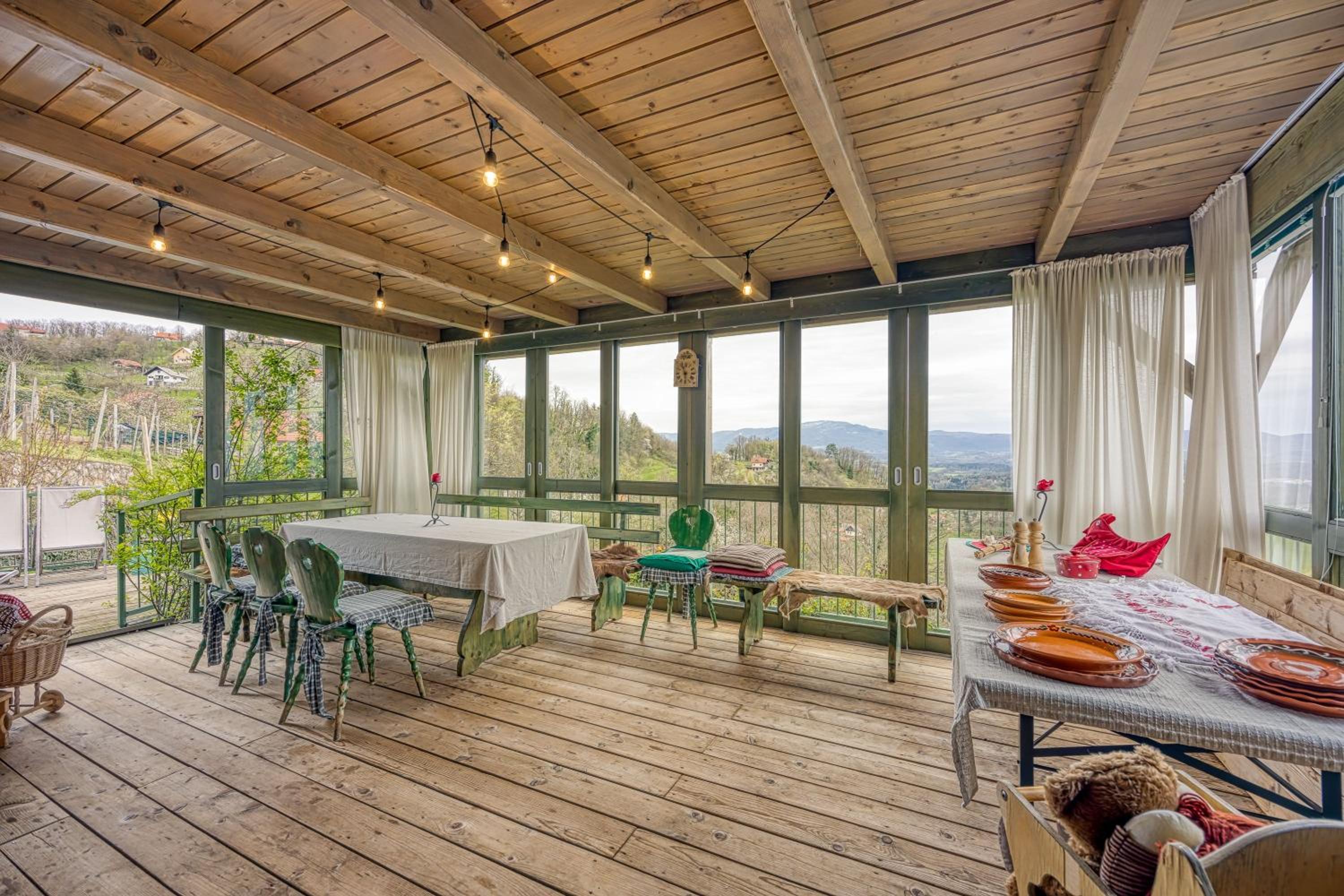 Vineyard Cottage Verček - Happy Rentals