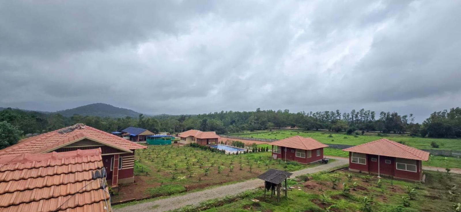 Honnukar Resort