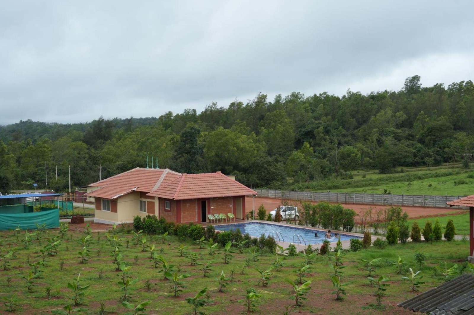 Honnukar Resort